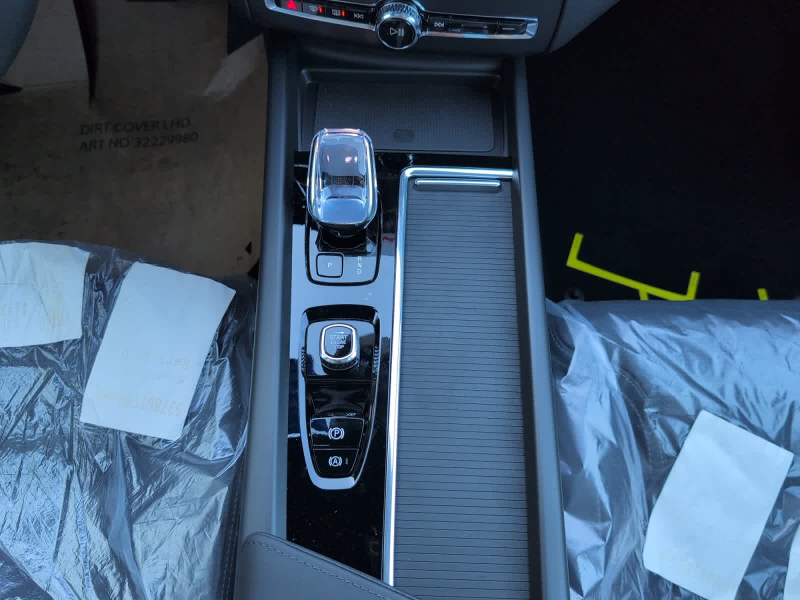 new 2026 Volvo XC60 car, priced at $70,100