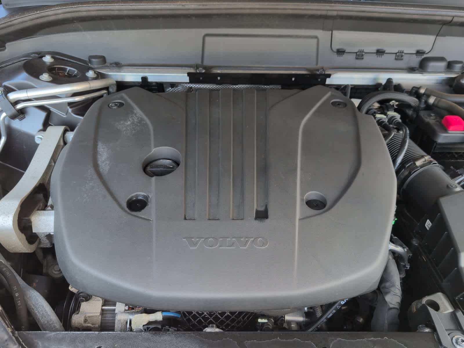used 2023 Volvo XC60 car, priced at $32,998