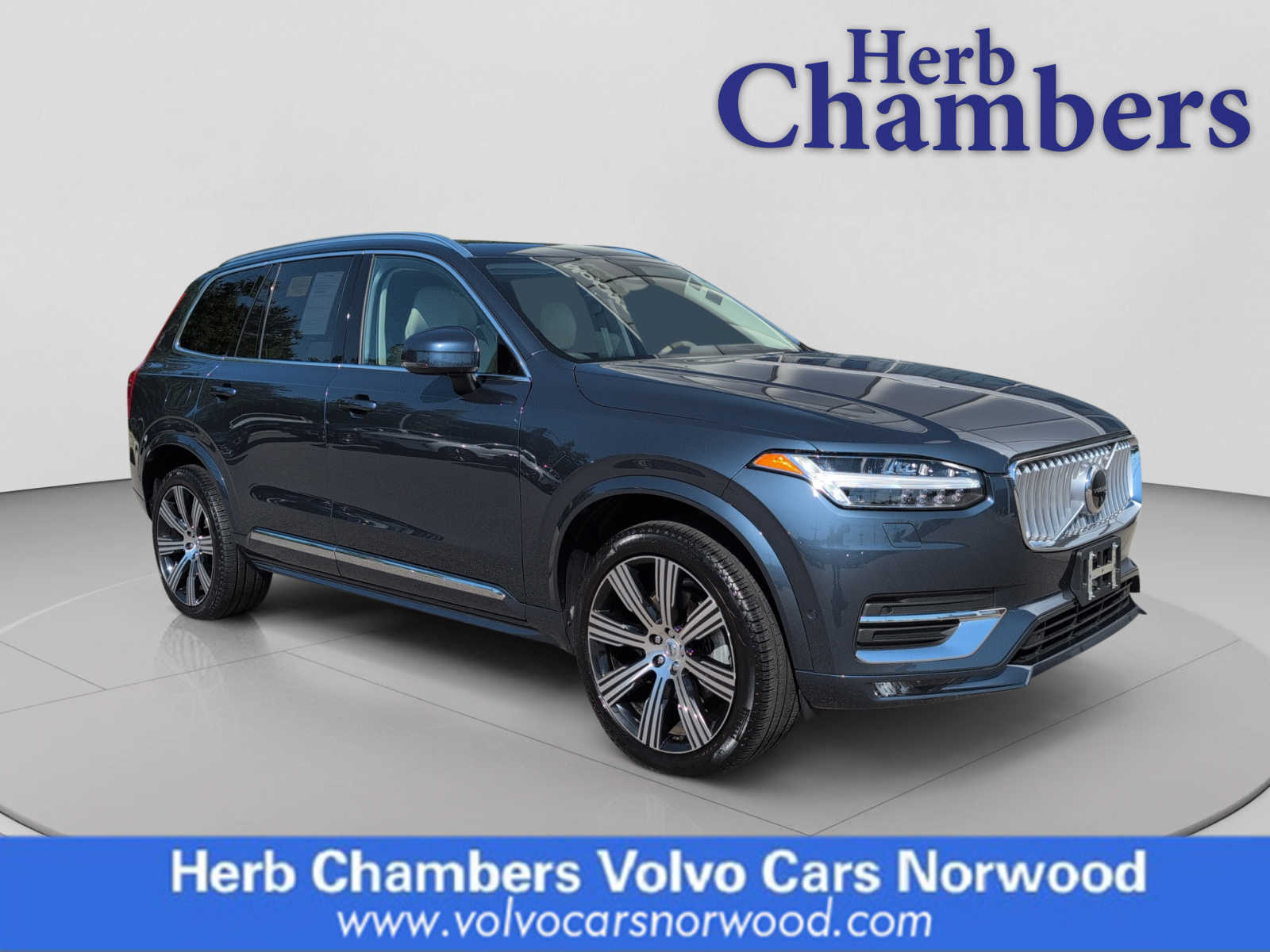 2023 Volvo XC90 B6 Ultimate 6-Seater 4WD's photo