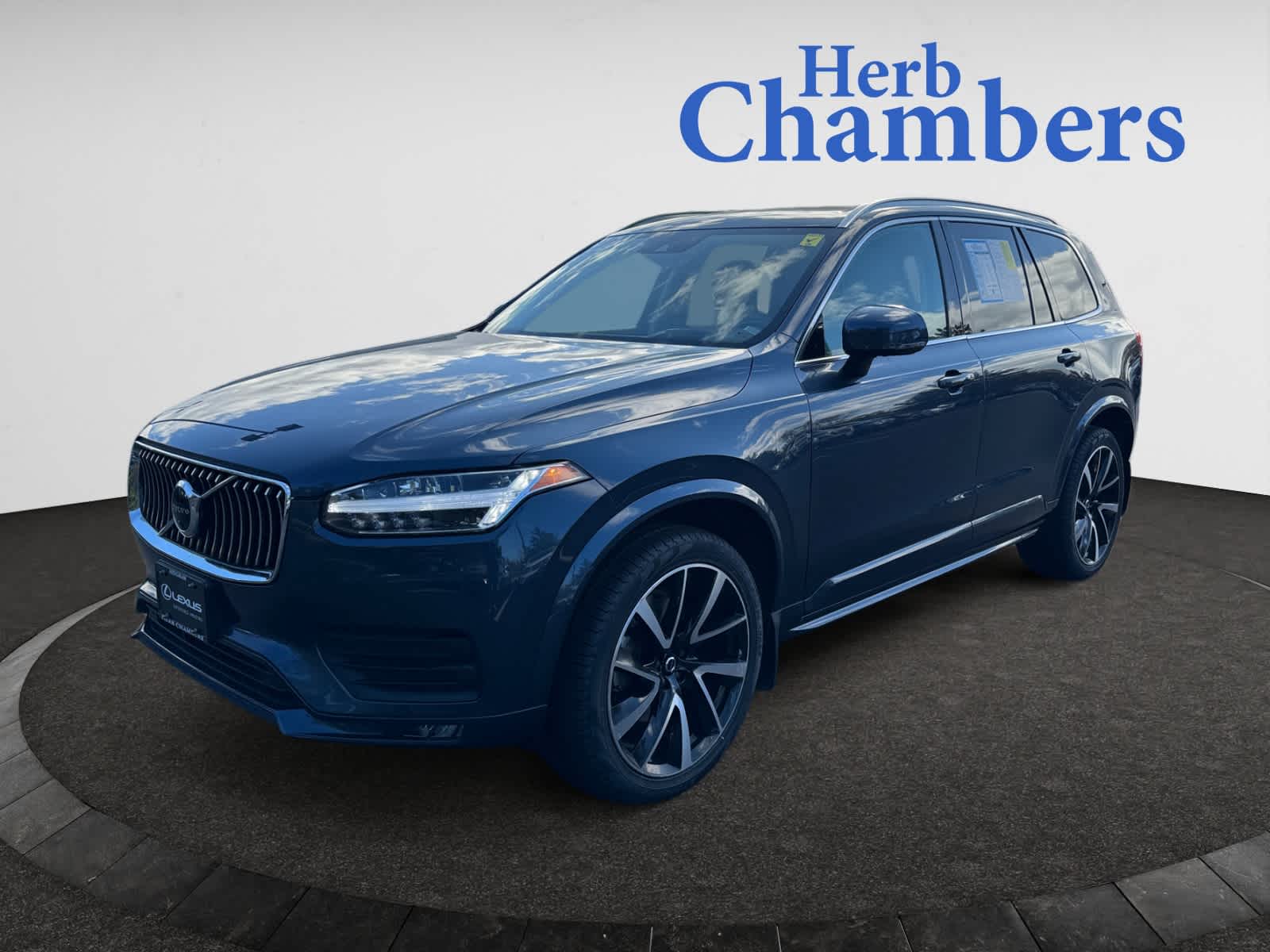 used 2022 Volvo XC90 car, priced at $31,998