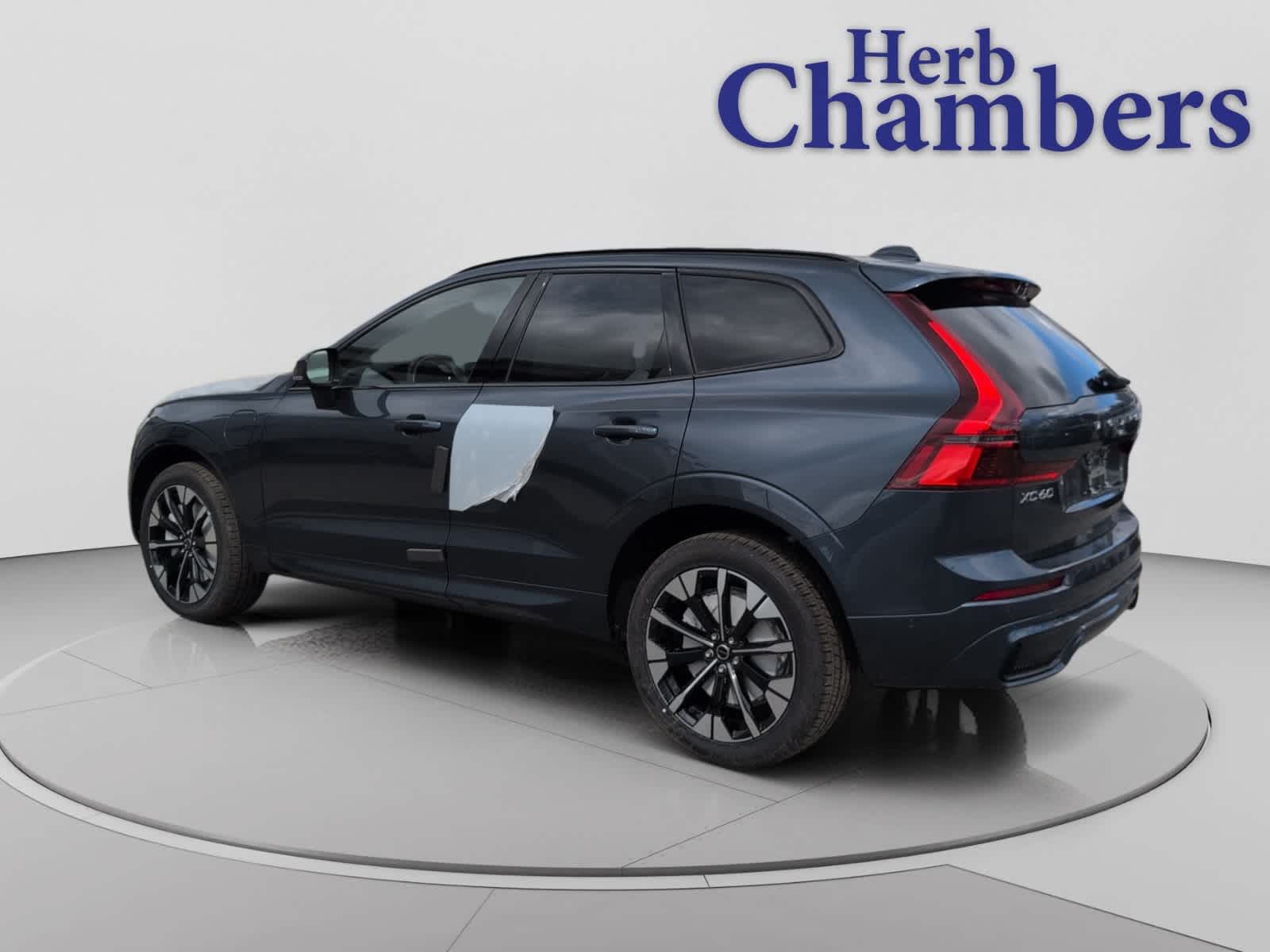 new 2026 Volvo XC60 plug-in hybrid car, priced at $74,370
