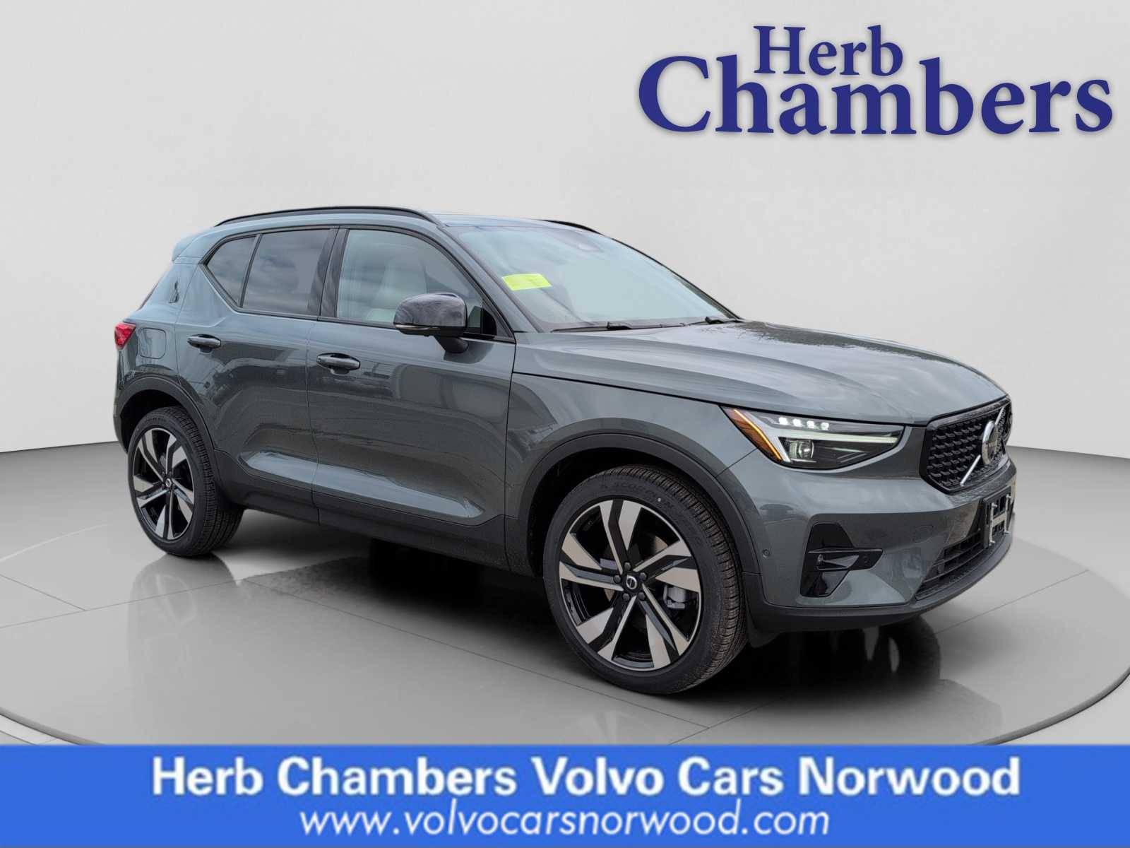 2026 Volvo XC40 Ultra's photo