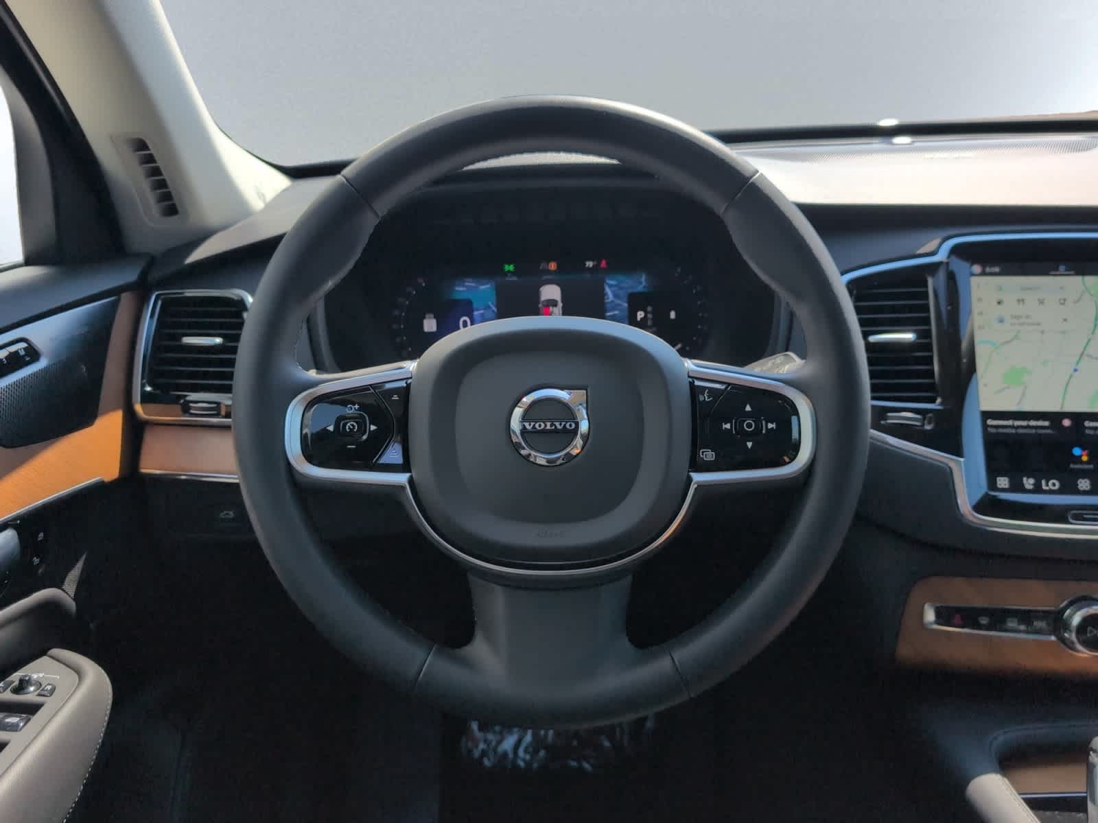 used 2023 Volvo XC90 car, priced at $43,998