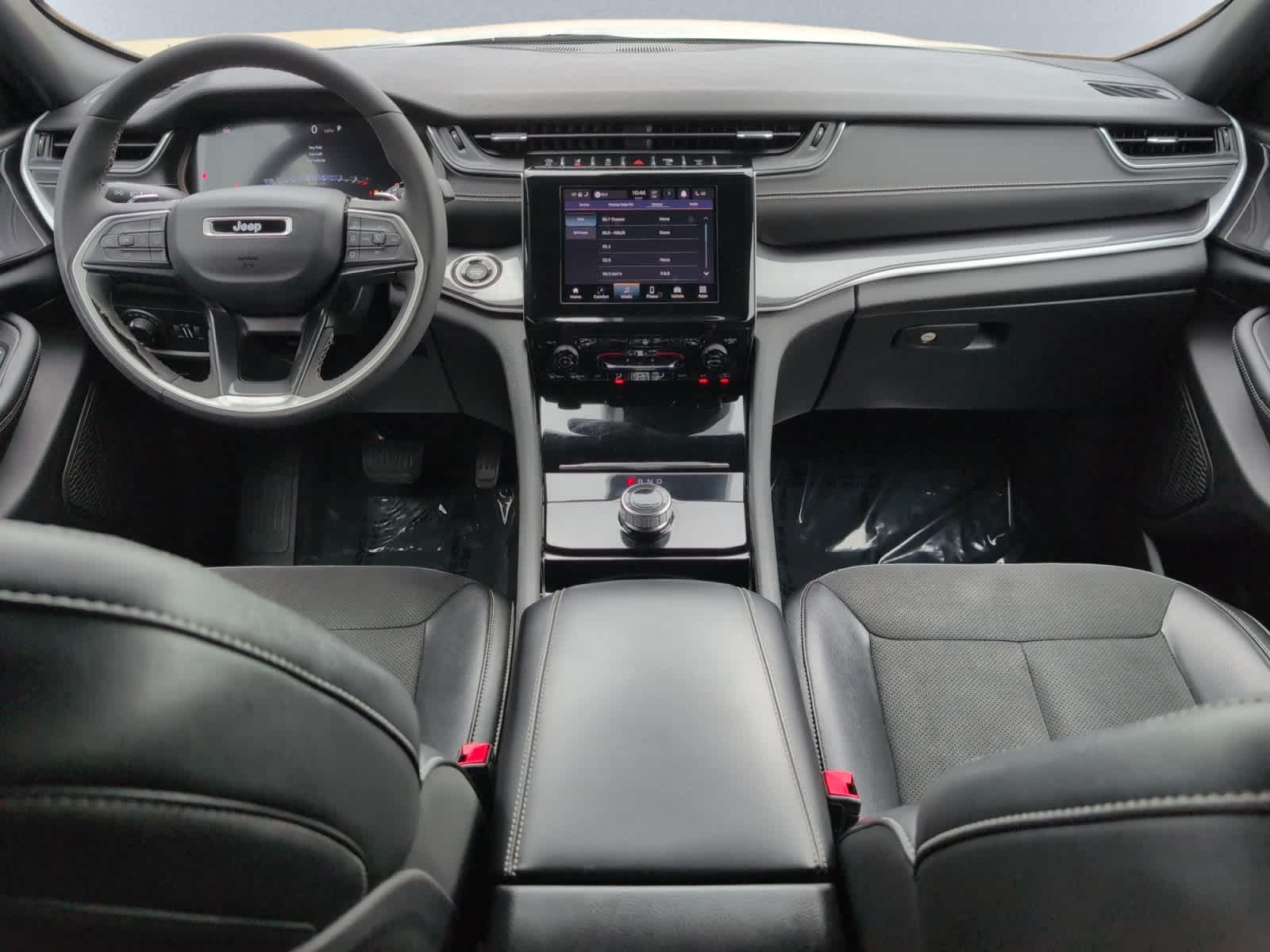 used 2023 Jeep Grand Cherokee car, priced at $31,998