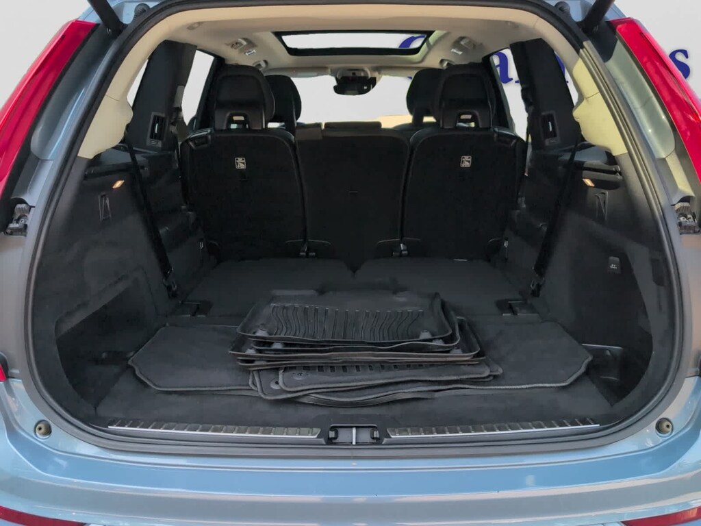 Used 2021 Volvo XC90 T6 Momentum 7 Passenger SUV