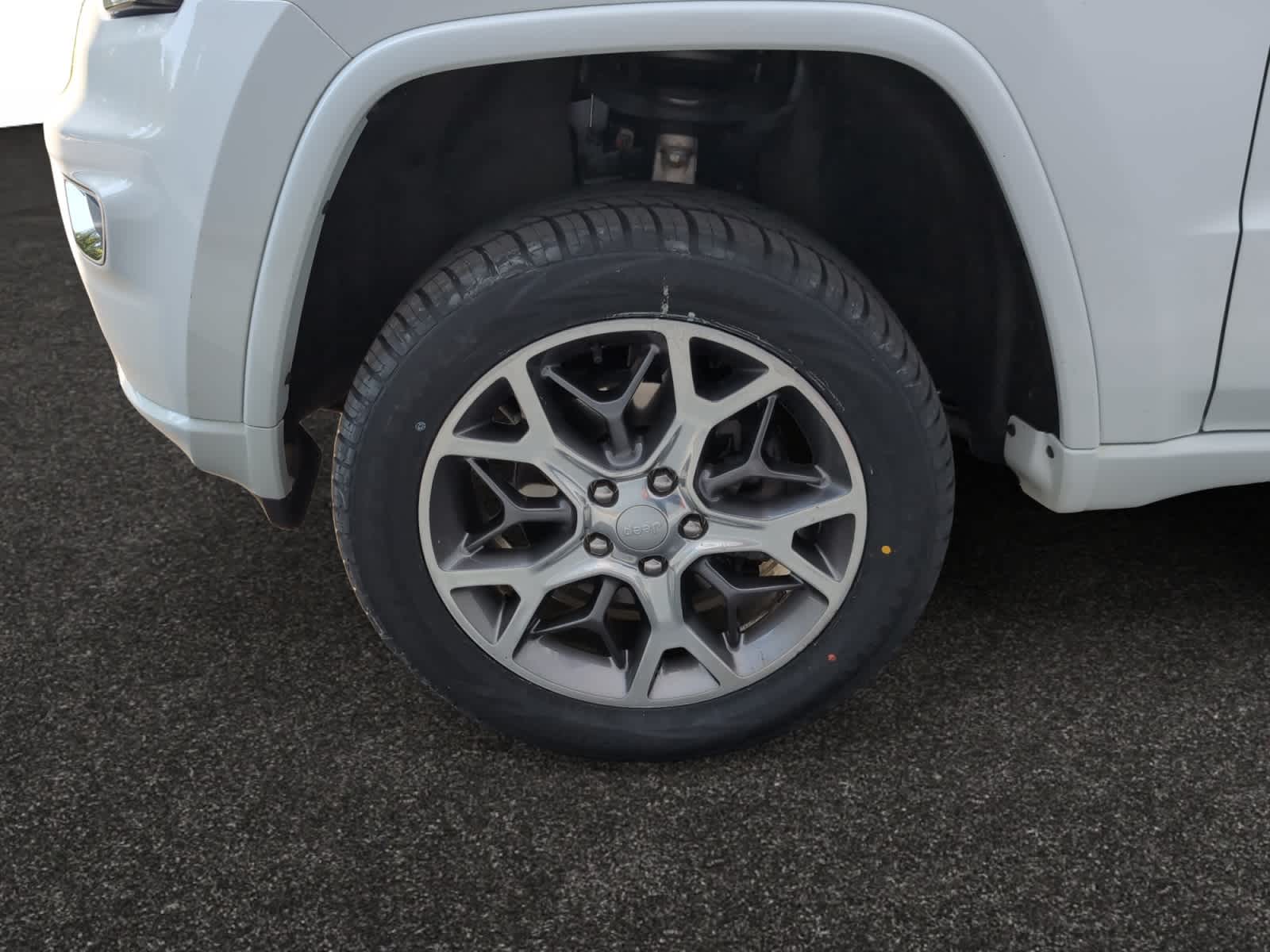 used 2020 Jeep Grand Cherokee car, priced at $17,998