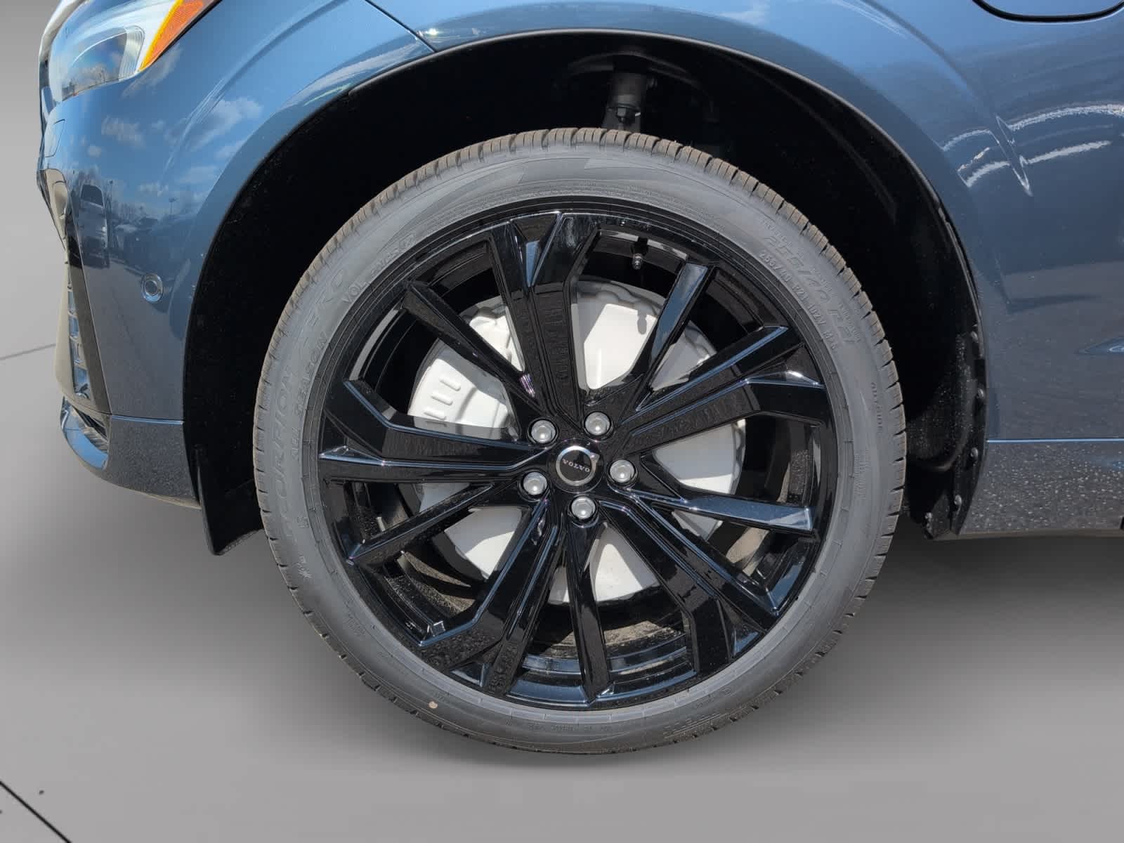 new 2026 Volvo XC60 plug-in hybrid car, priced at $75,470