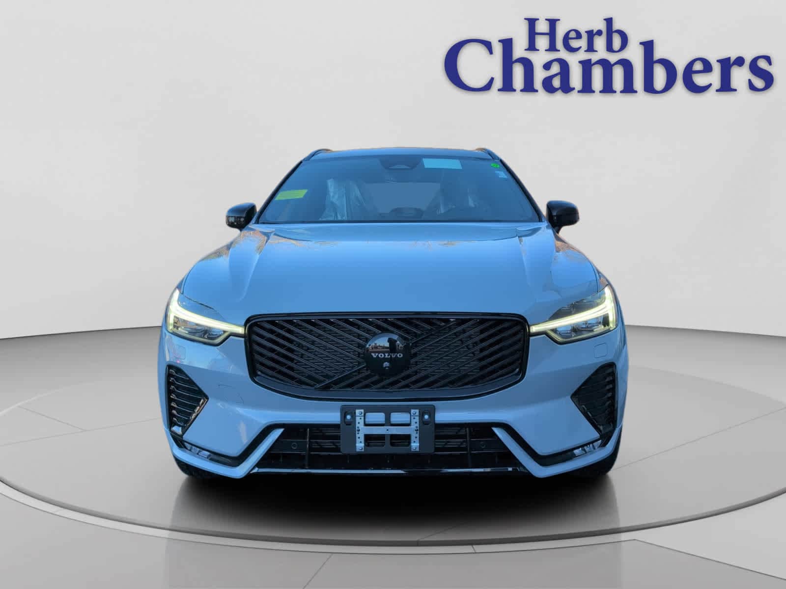 new 2026 Volvo XC60 car, priced at $70,100