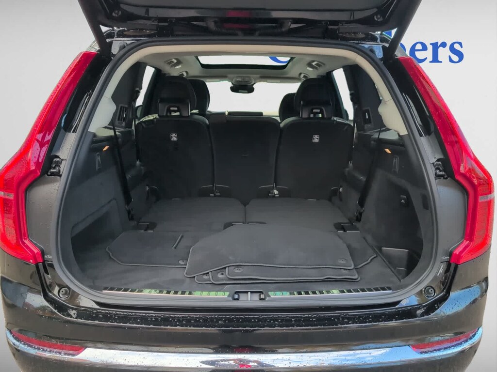 Certified 2025 Volvo XC90 B5 Core SUV