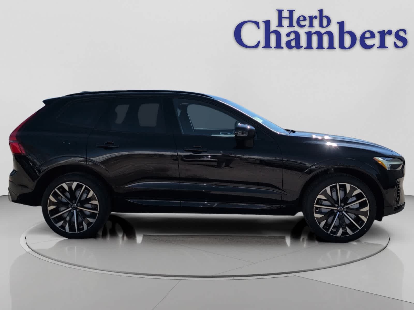 new 2026 Volvo XC60 plug-in hybrid car, priced at $74,935