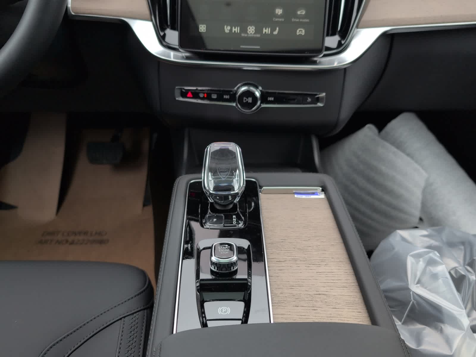 new 2026 Volvo XC90 car, priced at $71,825