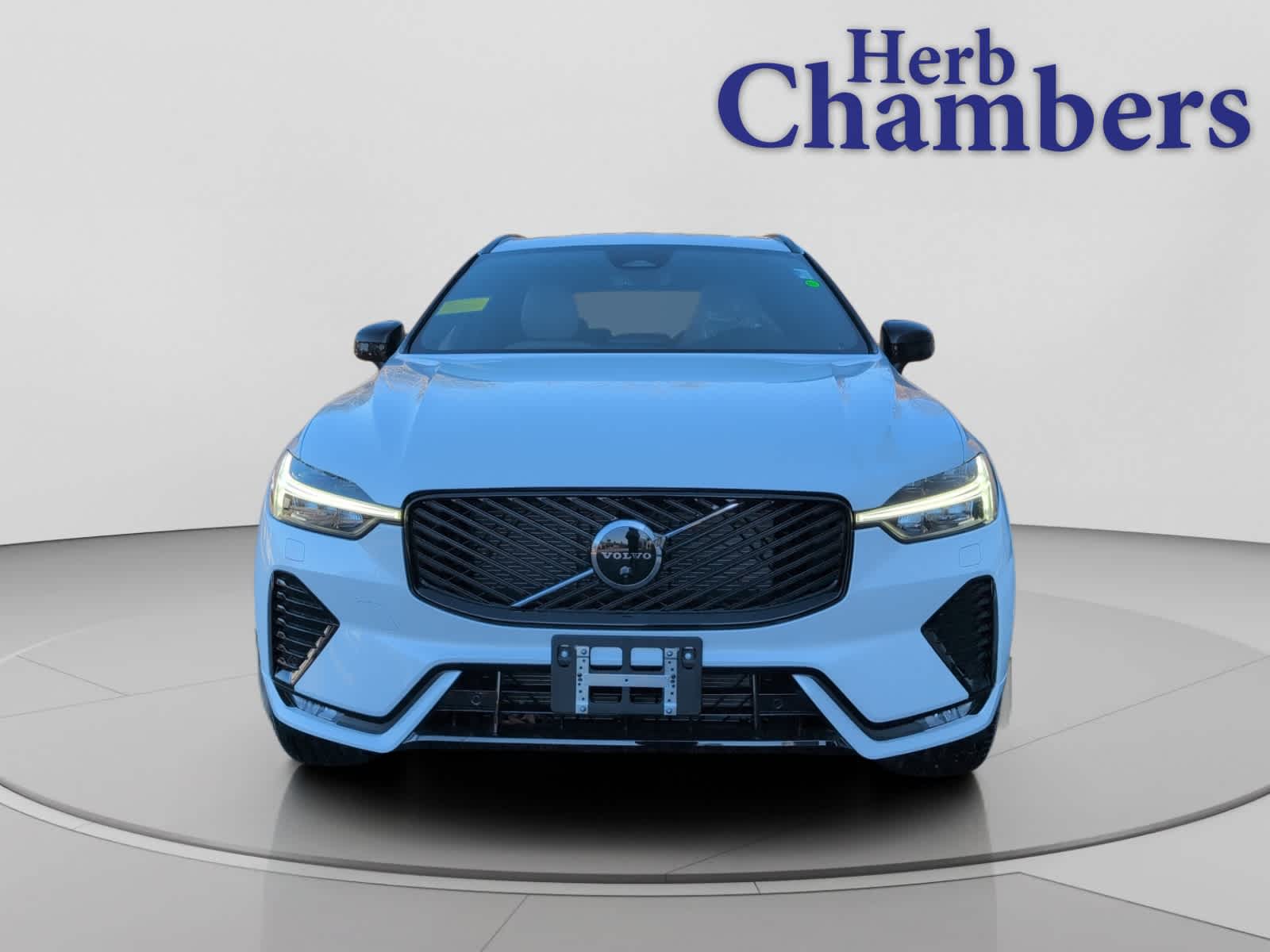 new 2026 Volvo XC60 car, priced at $57,985