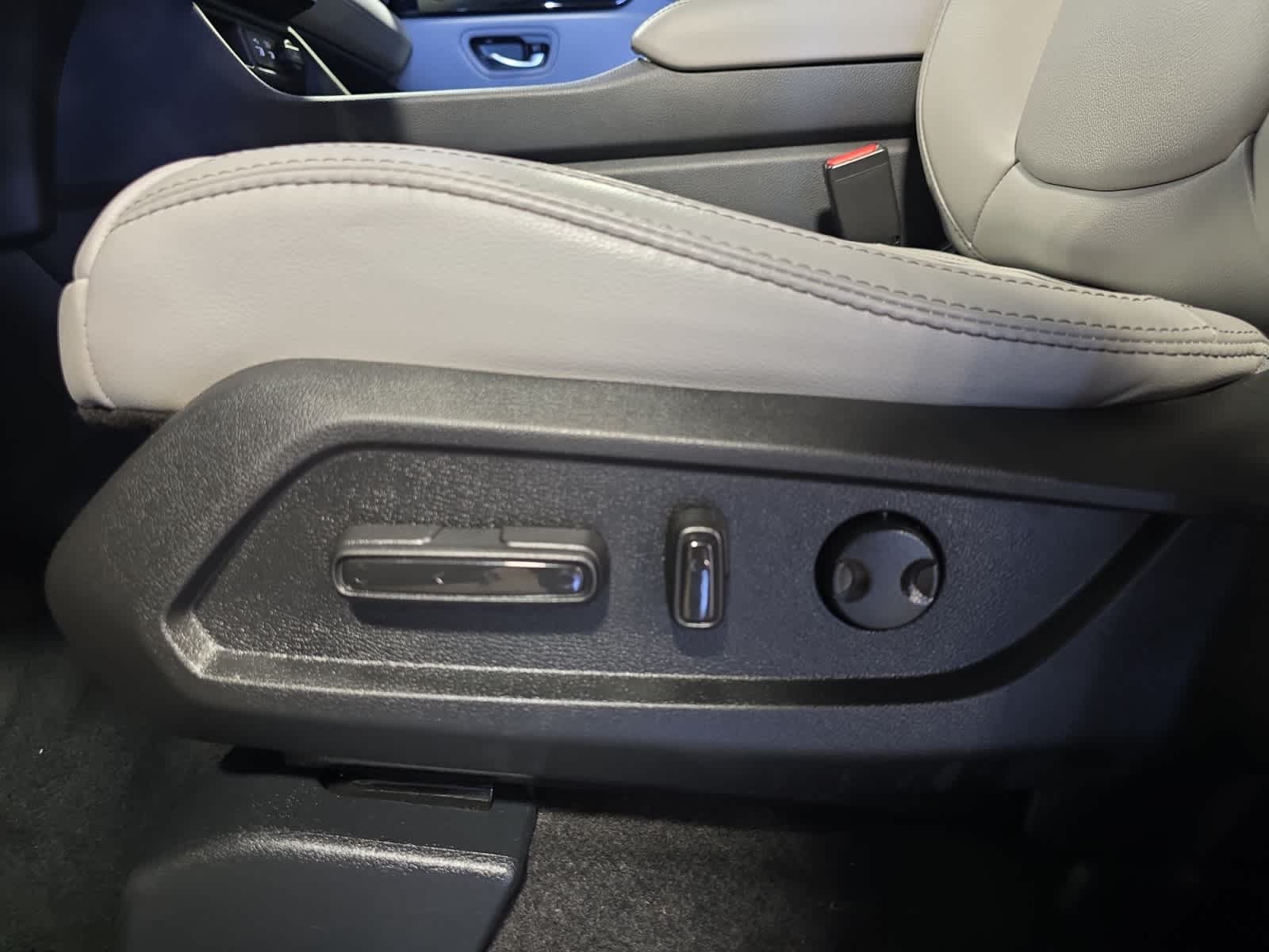 2025 Honda Pilot Touring - Photo 20