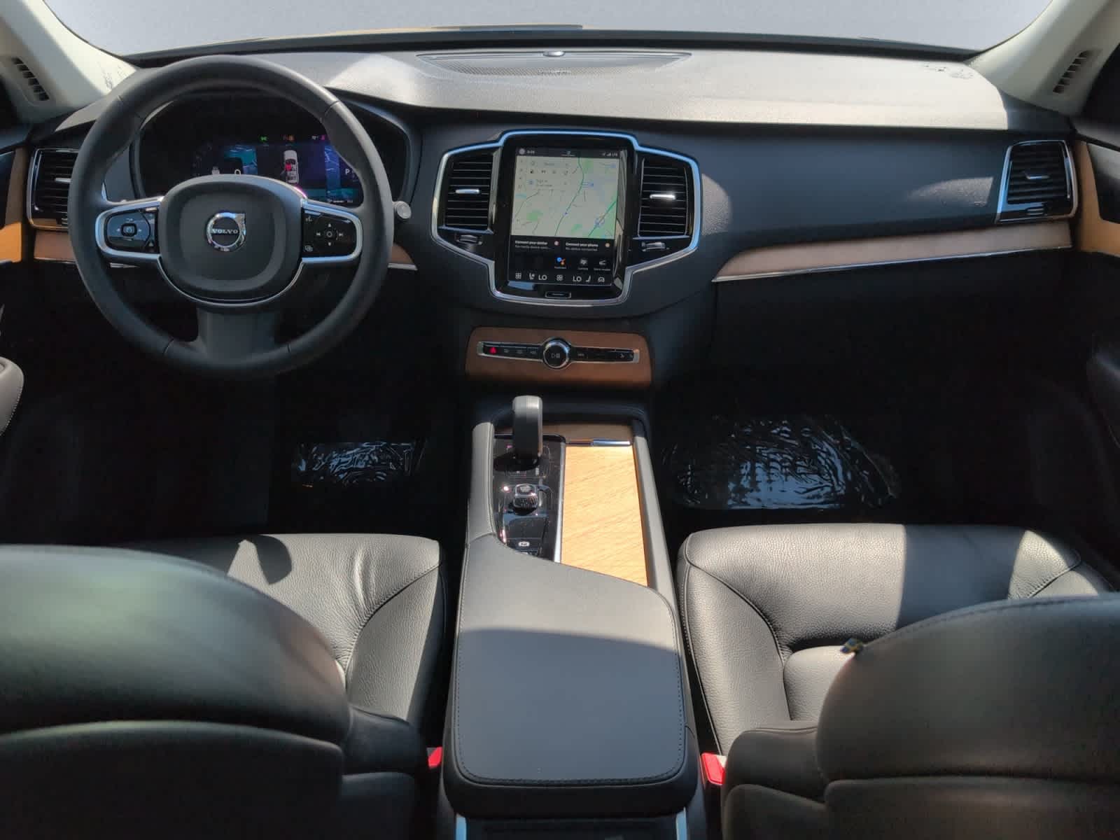 used 2023 Volvo XC90 car, priced at $43,998
