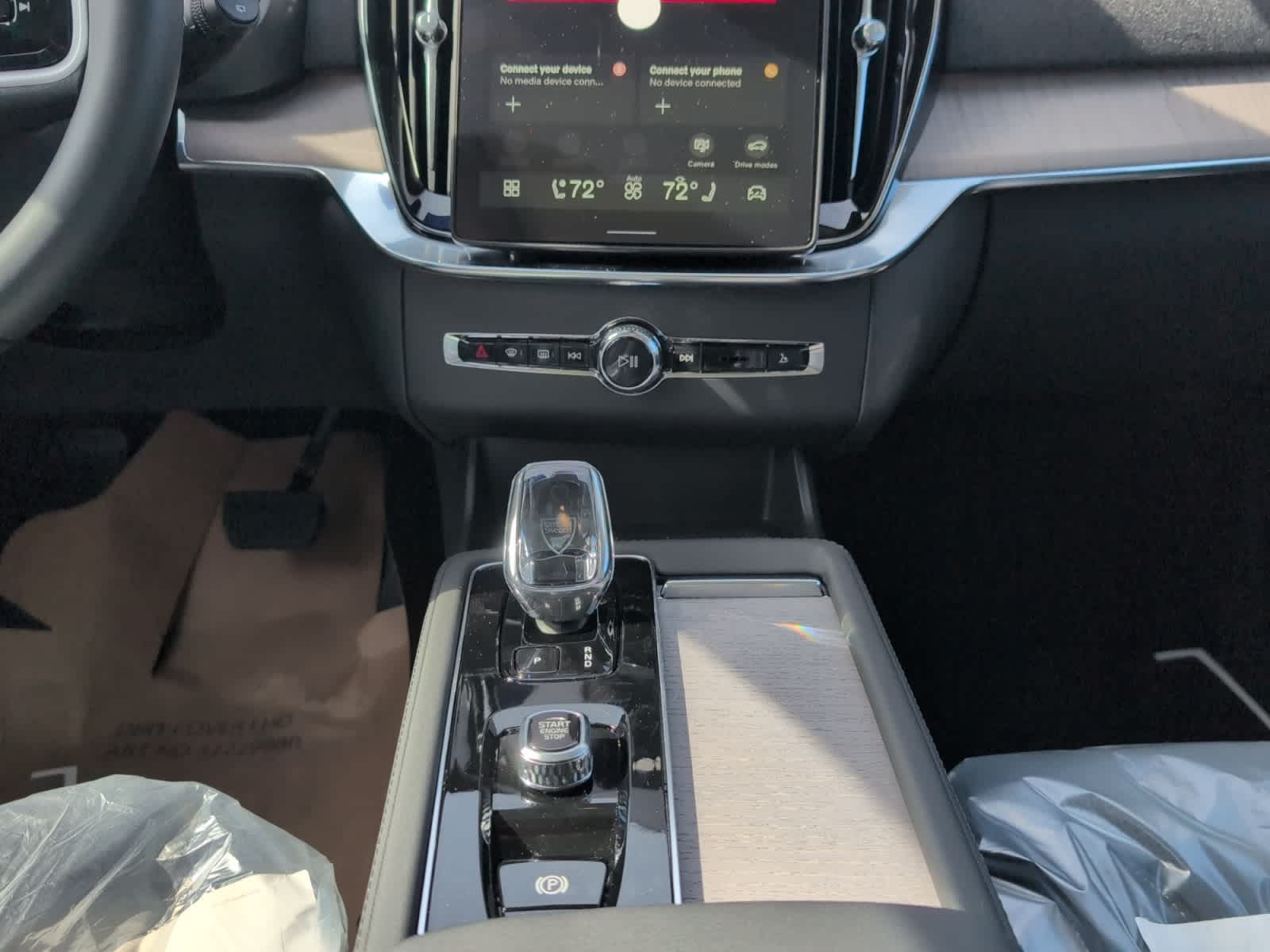 new 2026 Volvo XC90 plug-in hybrid car, priced at $86,205