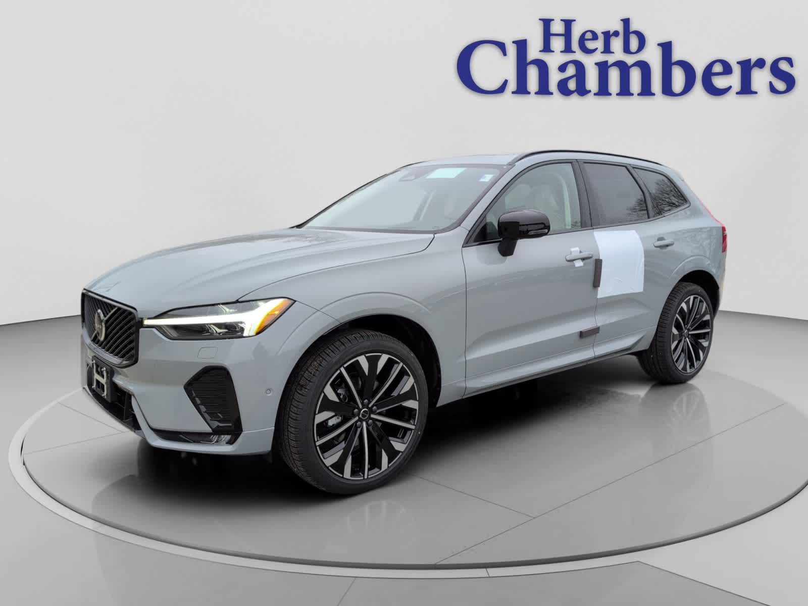 new 2026 Volvo XC60 car, priced at $63,740