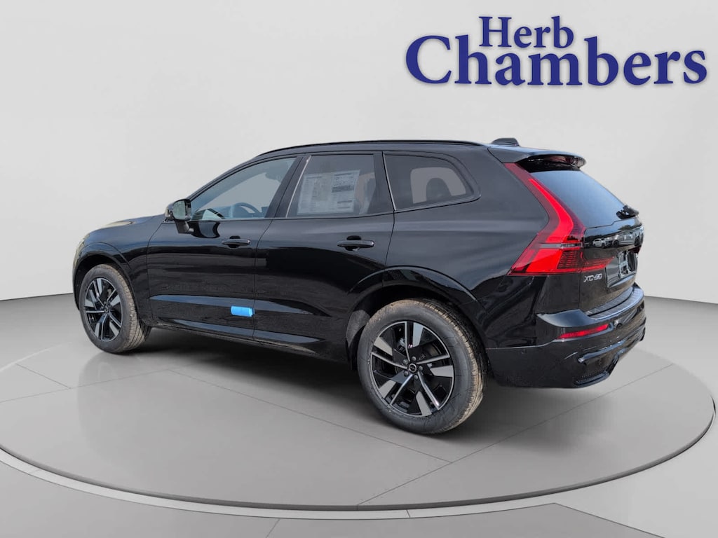 New 2026 Volvo XC60 B5 Plus SUV