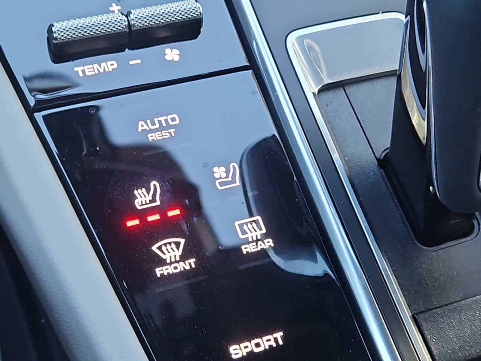 used 2022 Porsche Cayenne car, priced at $42,998