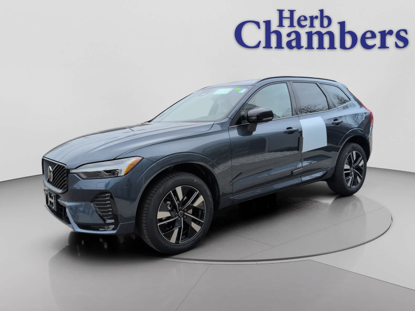new 2026 Volvo XC60 car, priced at $58,490