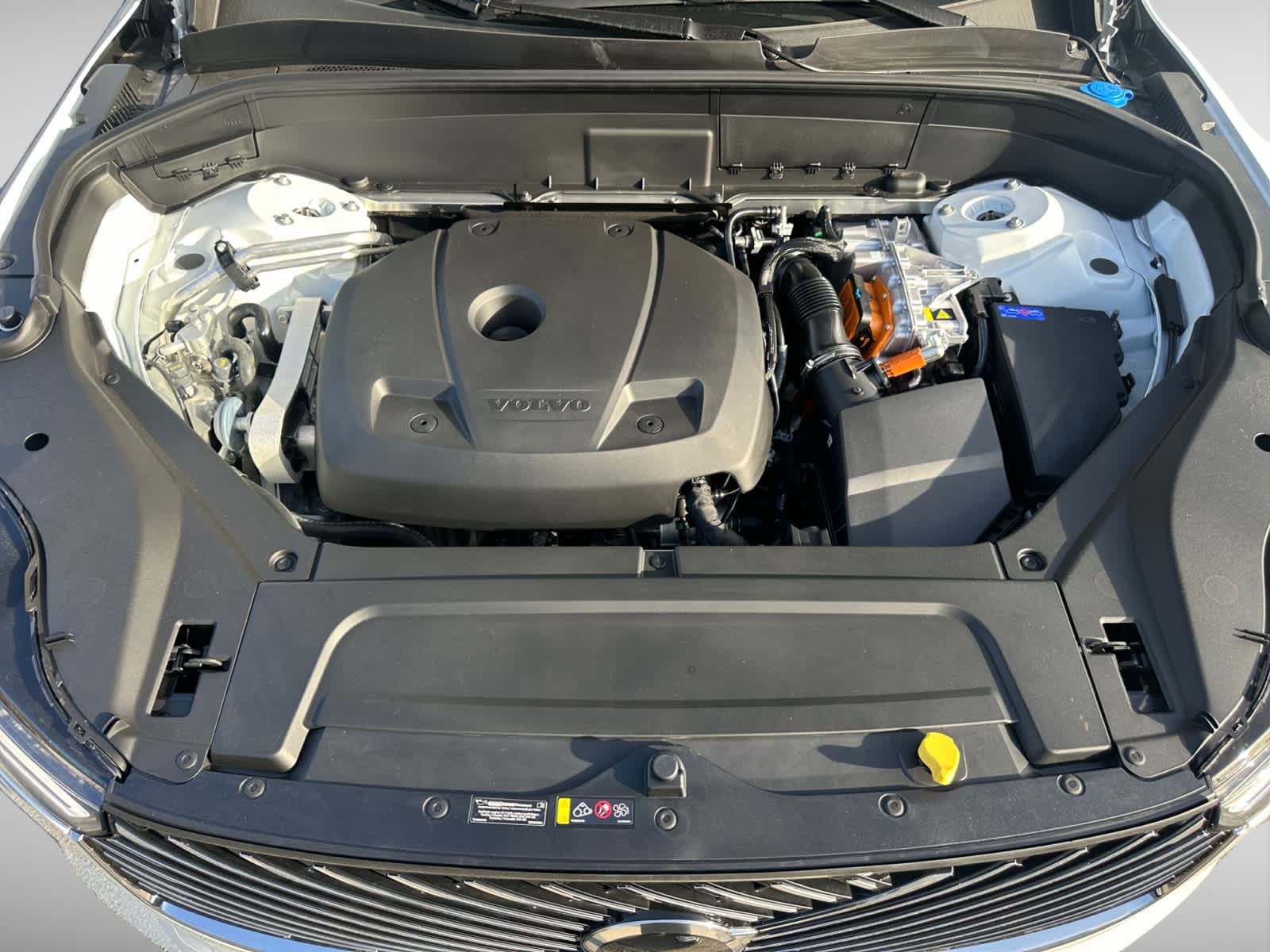 used 2025 Volvo XC90 plug-in hybrid car, priced at $78,395