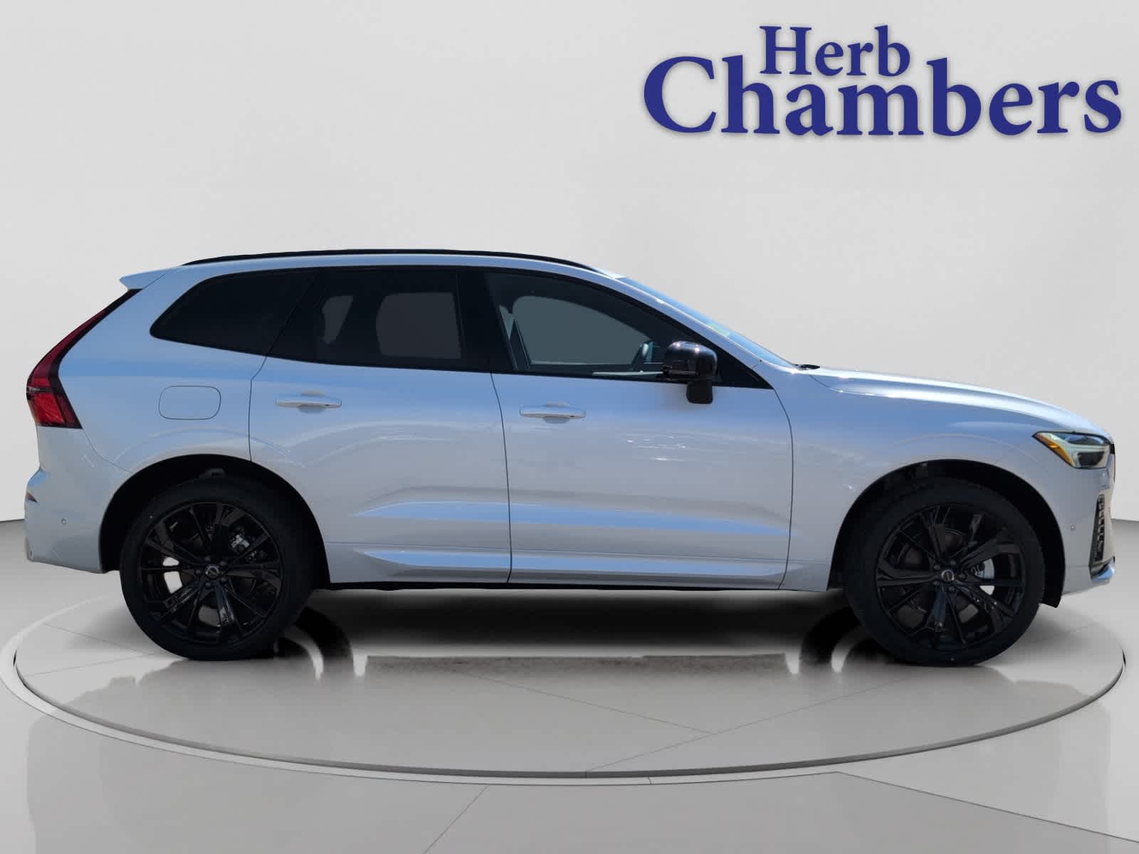 new 2026 Volvo XC60 car, priced at $64,090