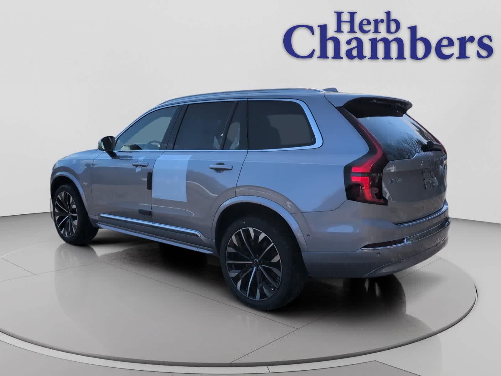 new 2026 Volvo XC90 car, priced at $71,945