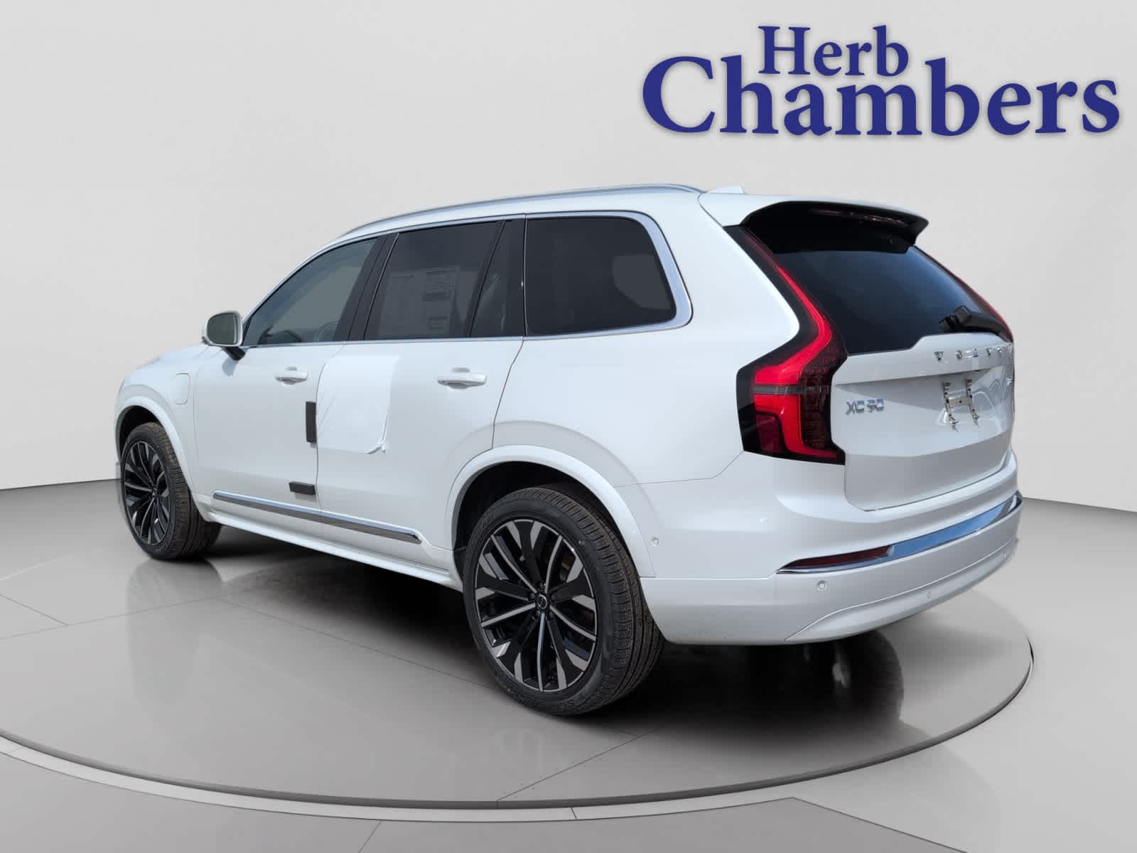new 2026 Volvo XC90 plug-in hybrid car, priced at $85,320