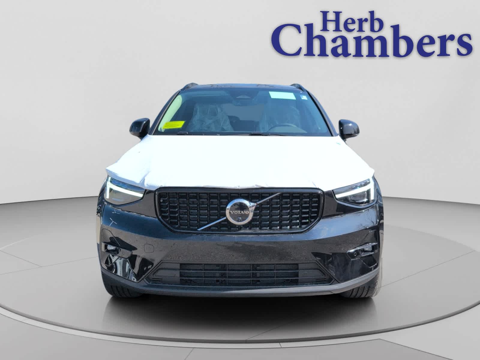 new 2026 Volvo XC40 car, priced at $50,035