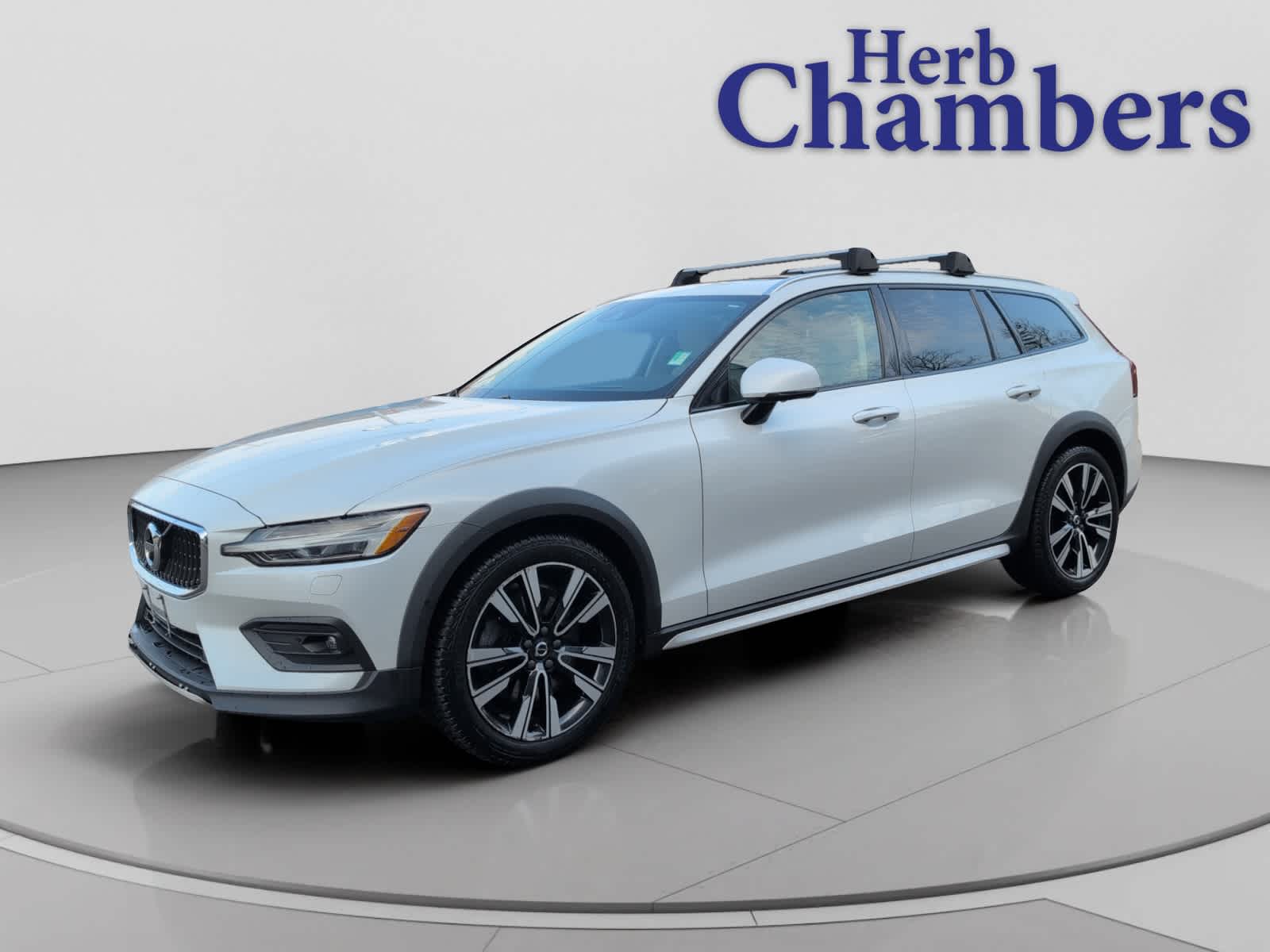 used 2020 Volvo V60 Cross Country car, priced at $24,998