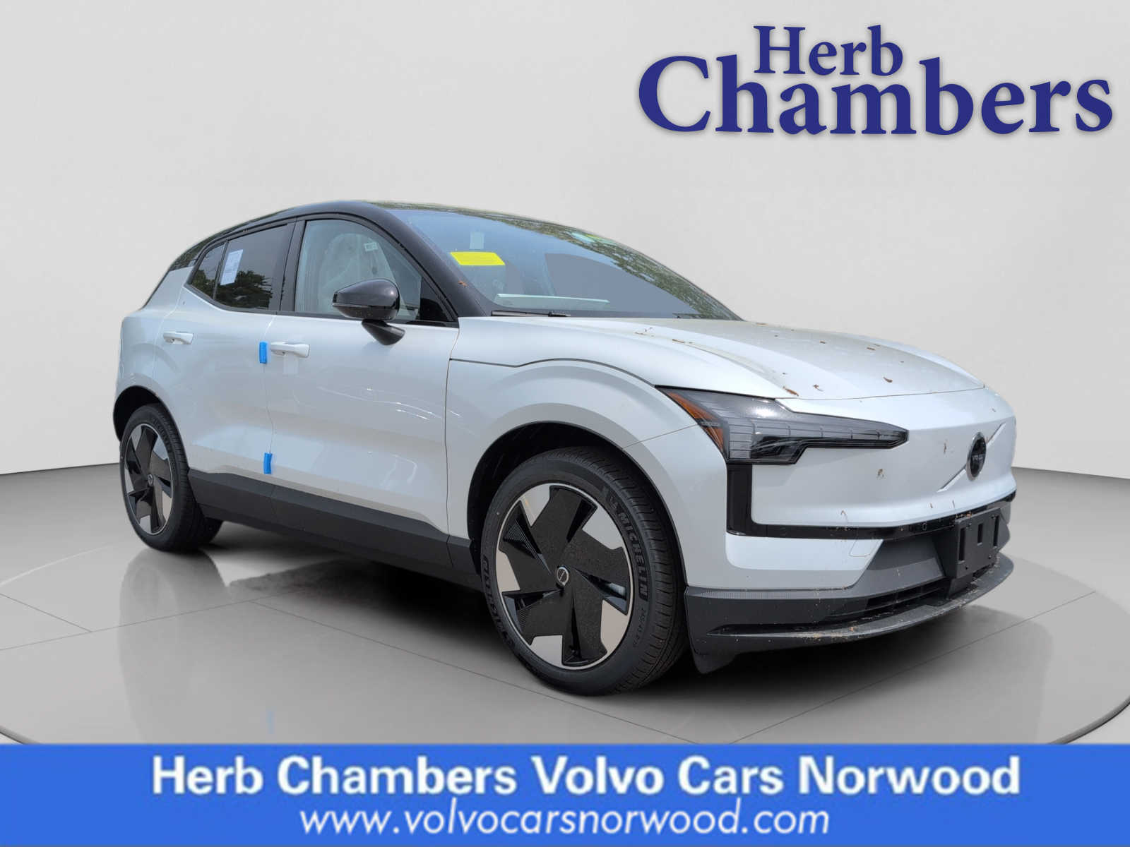 2025 Volvo EX30 Plus's photo