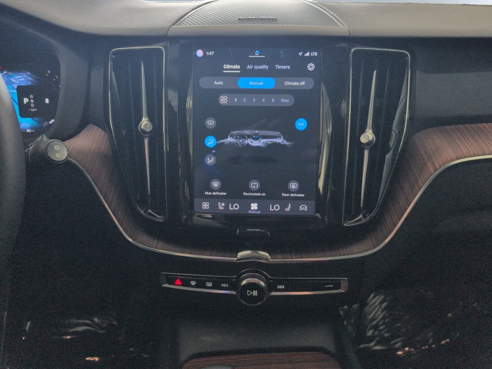 used 2023 Volvo XC60 car, priced at $35,498