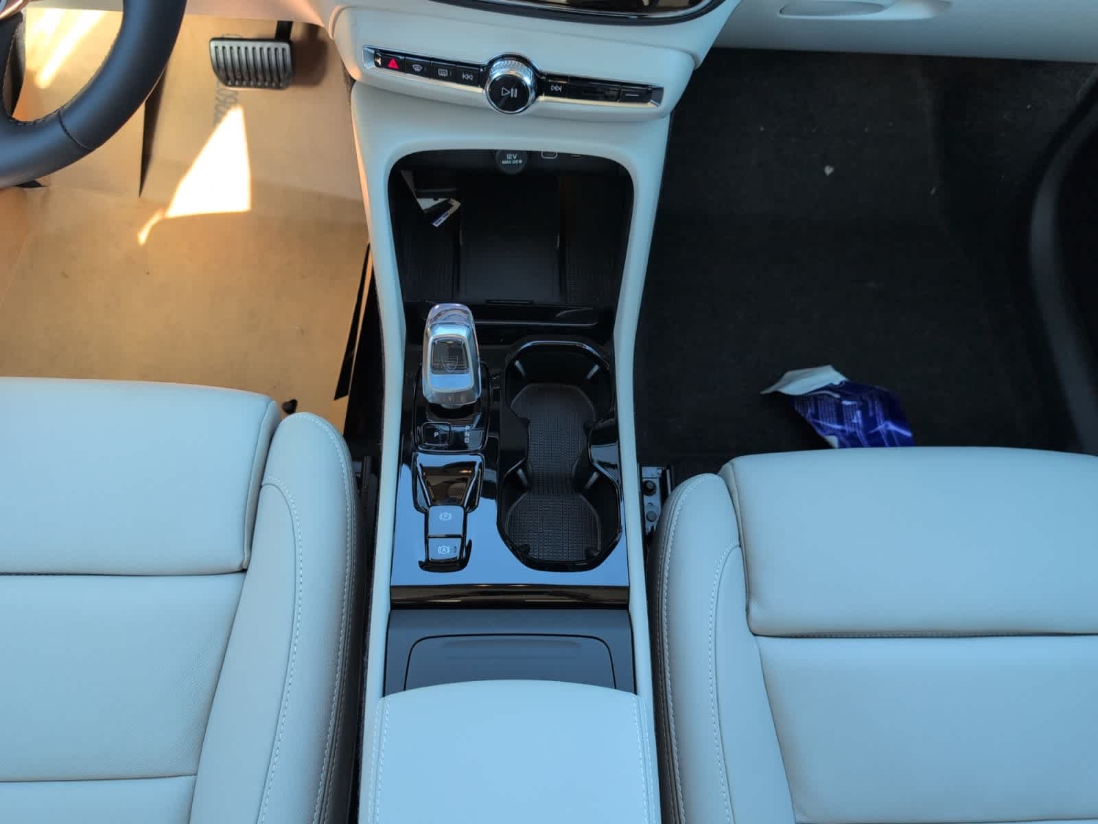 new 2026 Volvo XC40 car, priced at $53,525