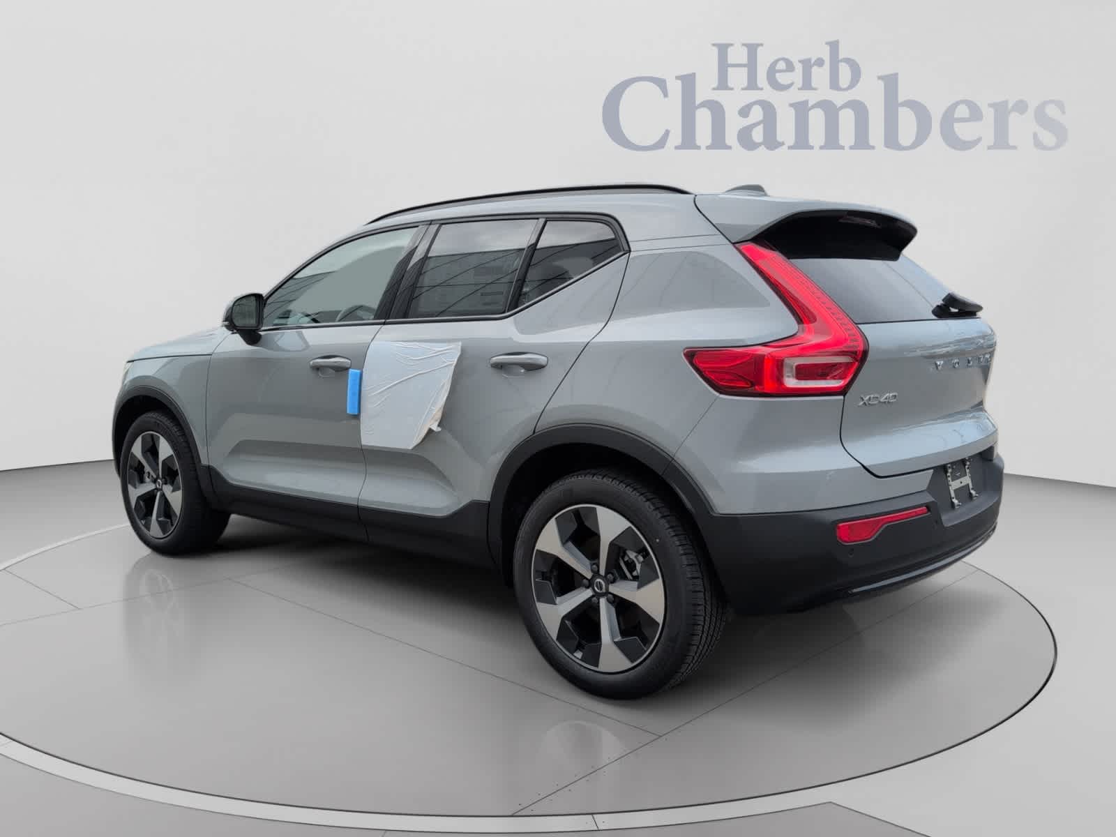 Used 2026 Volvo XC40 B5 Plus SUV