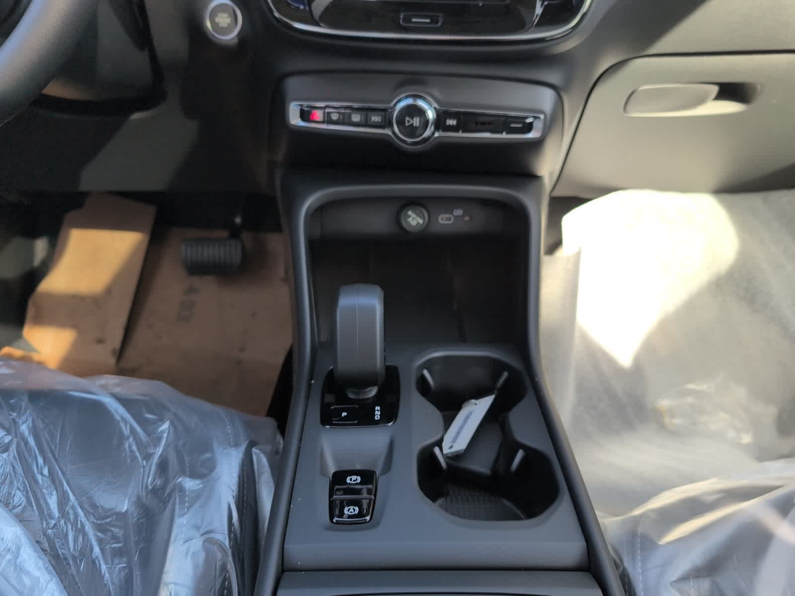 new 2026 Volvo XC40 car, priced at $48,110