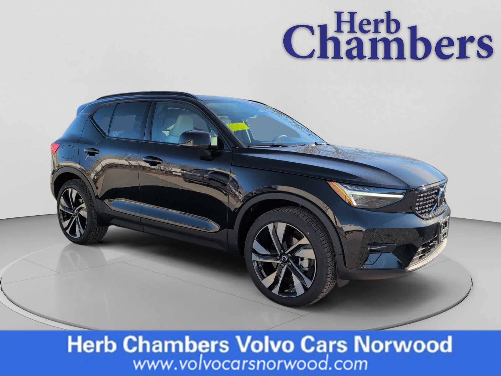 2026 Volvo XC40 Ultra's photo