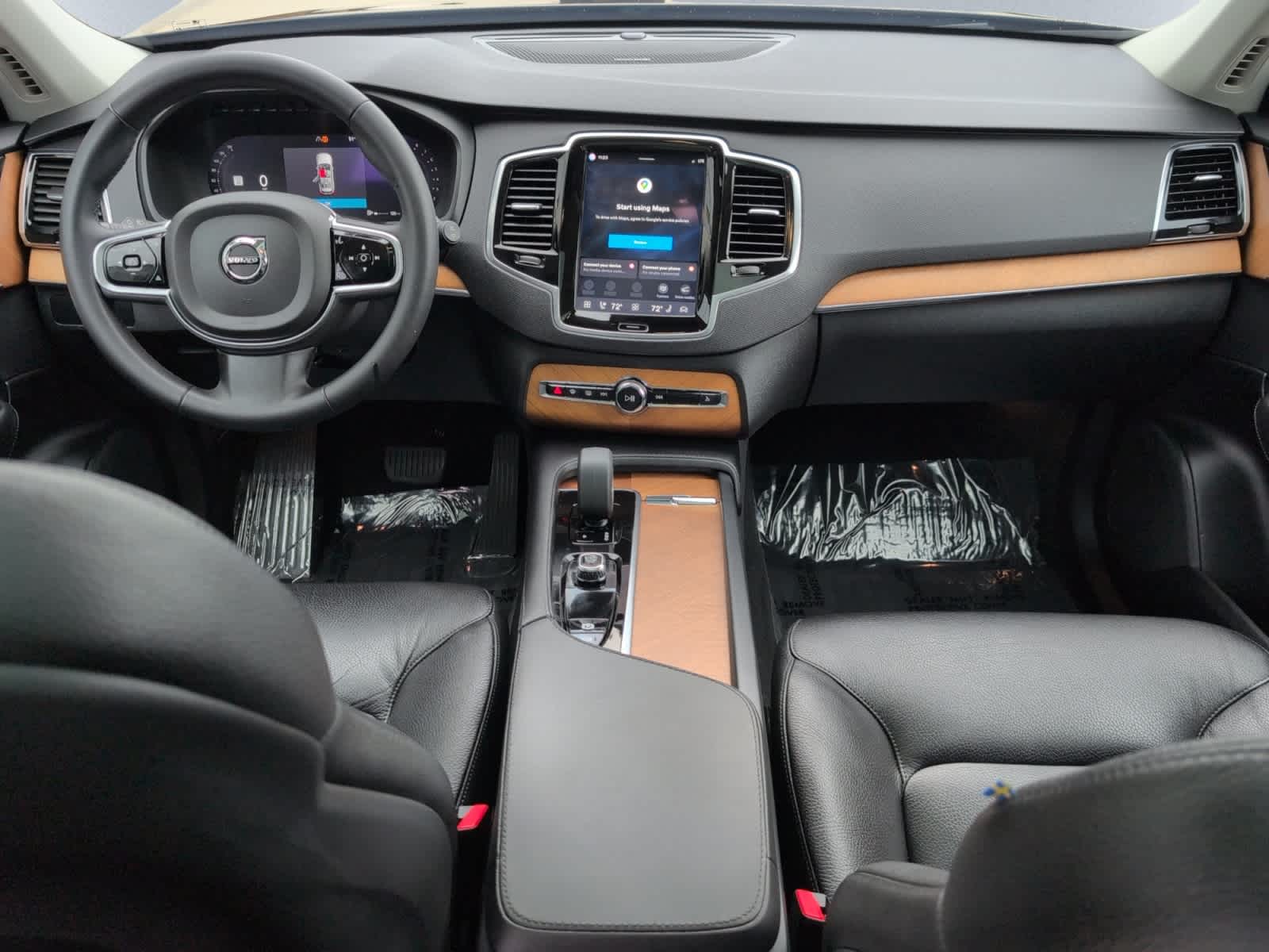 used 2023 Volvo XC90 car, priced at $40,998