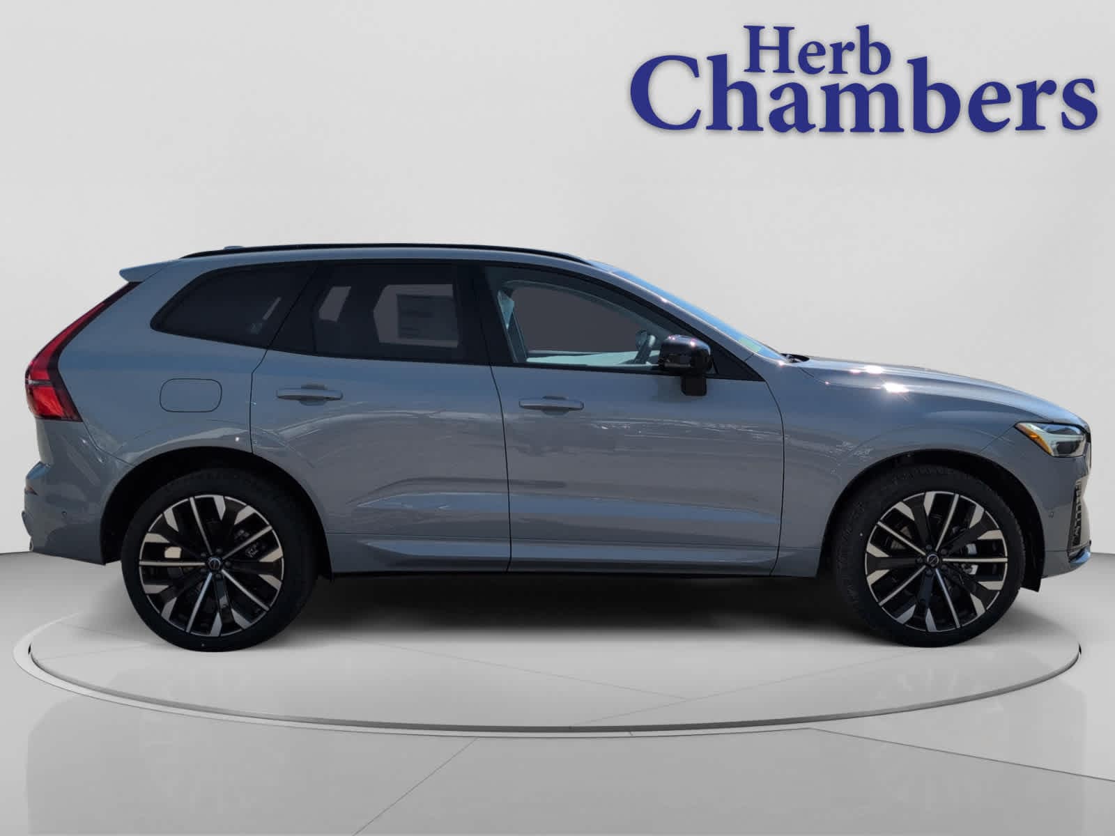 new 2026 Volvo XC60 car, priced at $64,470