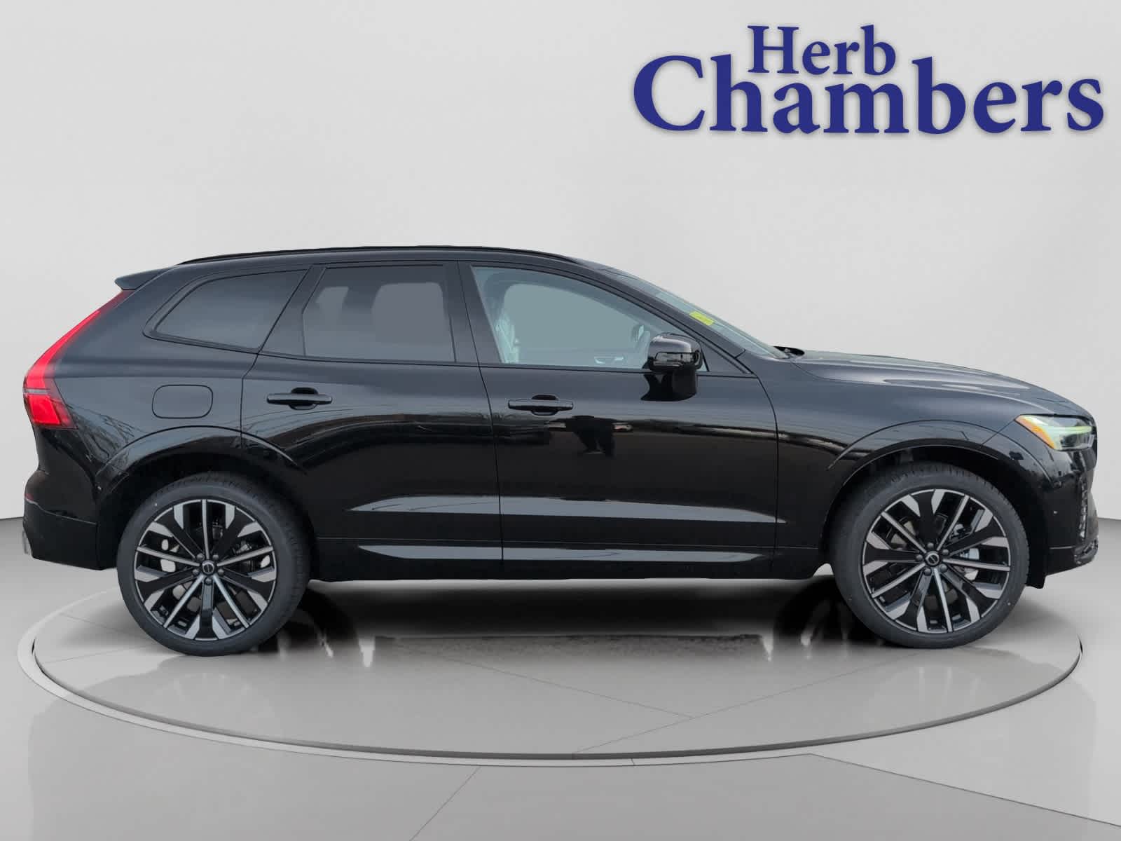 new 2026 Volvo XC60 car, priced at $63,935