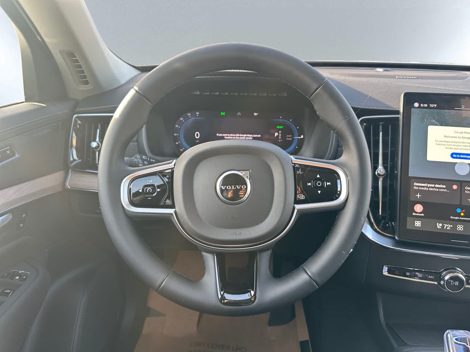 used 2025 Volvo XC90 plug-in hybrid car, priced at $78,395