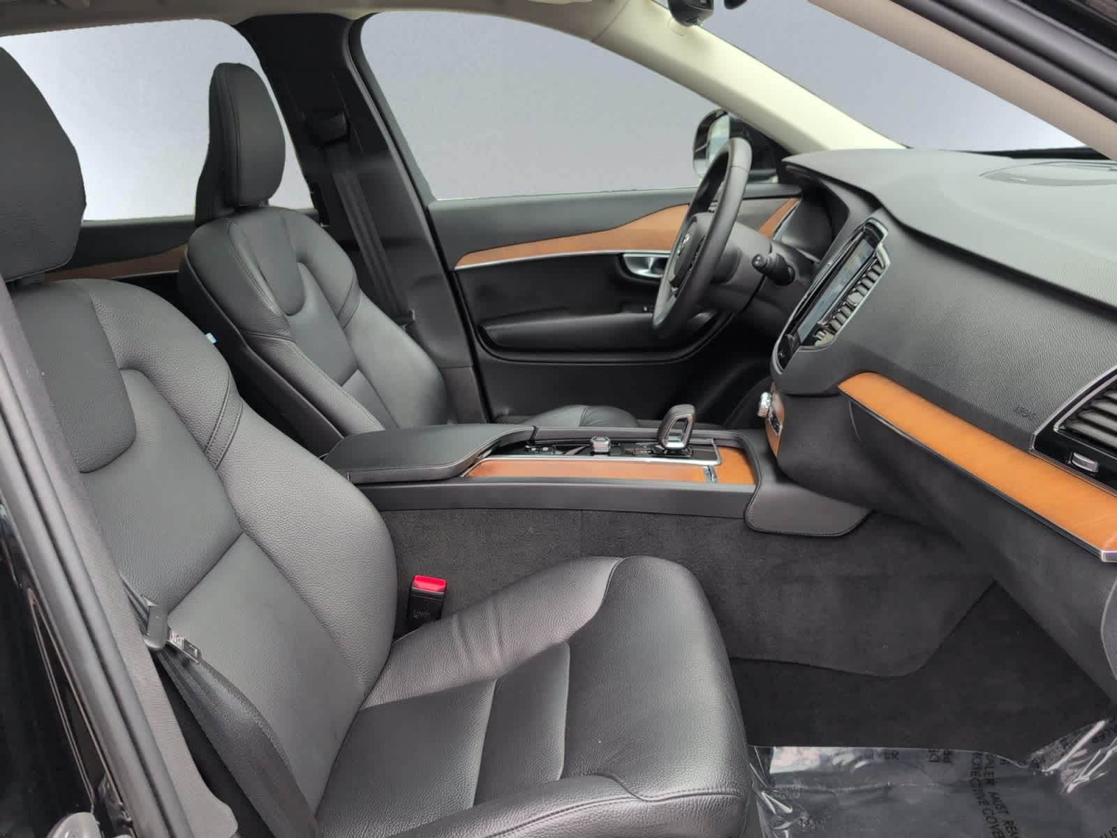 used 2024 Volvo XC90 car, priced at $39,998