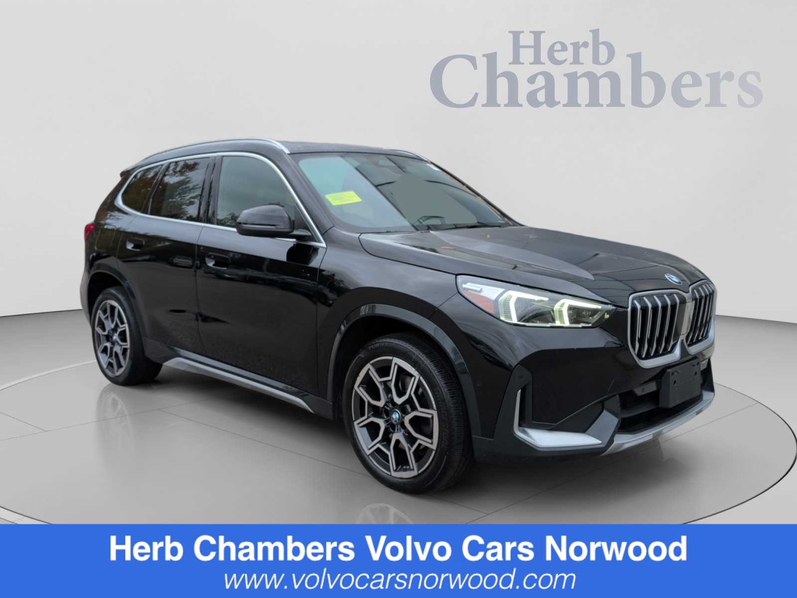 2025 BMW X1