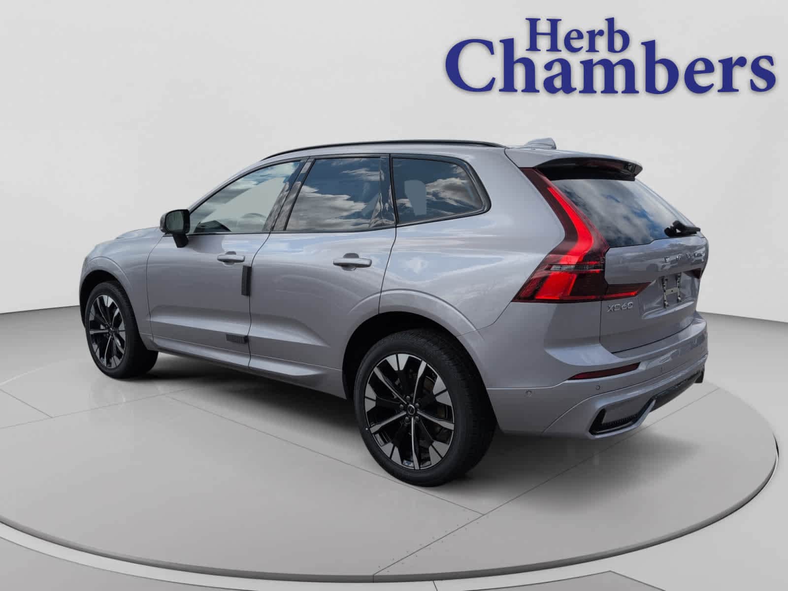new 2026 Volvo XC60 car, priced at $58,135