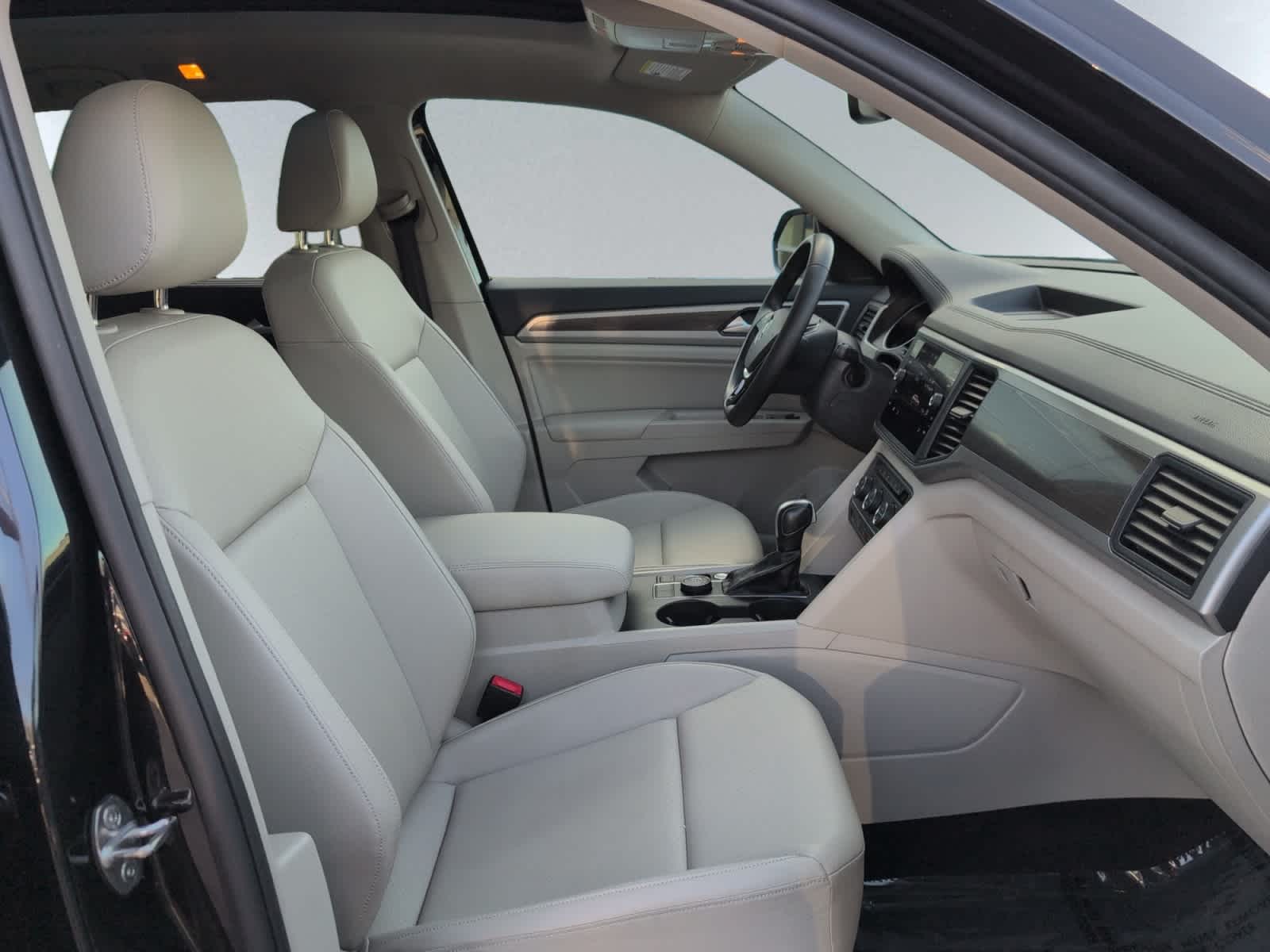 used 2020 Volkswagen Atlas car, priced at $20,998