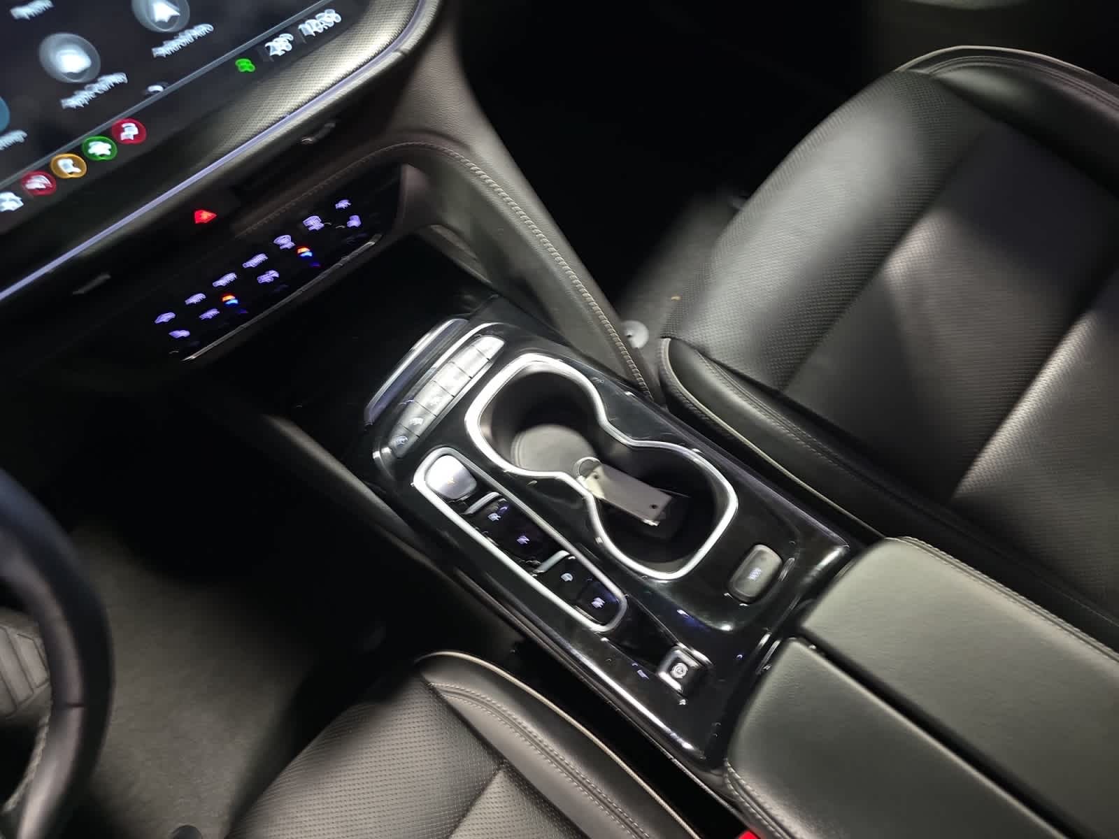used 2023 Buick Envision car, priced at $26,998