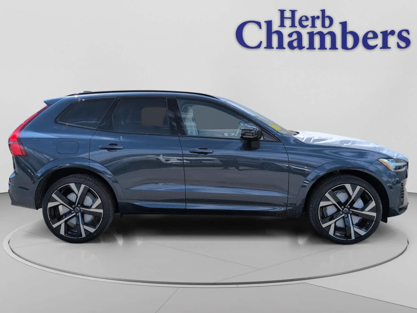 new 2026 Volvo XC60 plug-in hybrid car, priced at $75,845