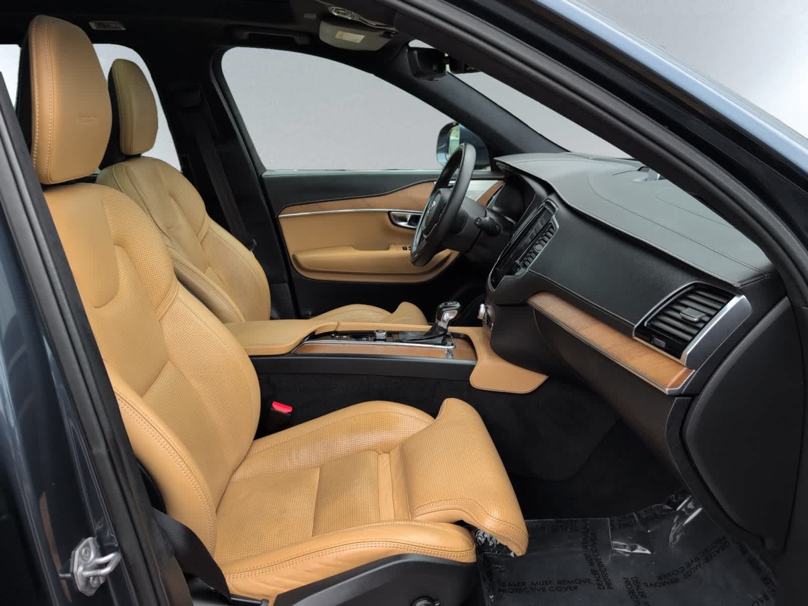 used 2019 Volvo XC90 car, priced at $19,498