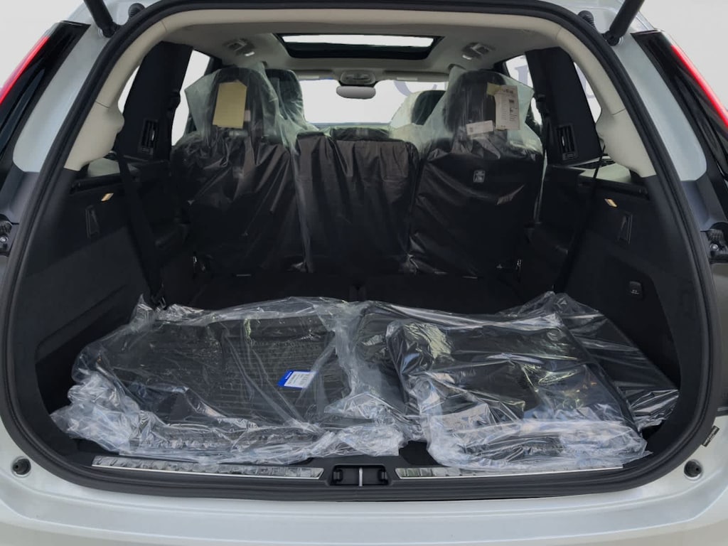 New 2027 Volvo XC90 B5 Core SUV