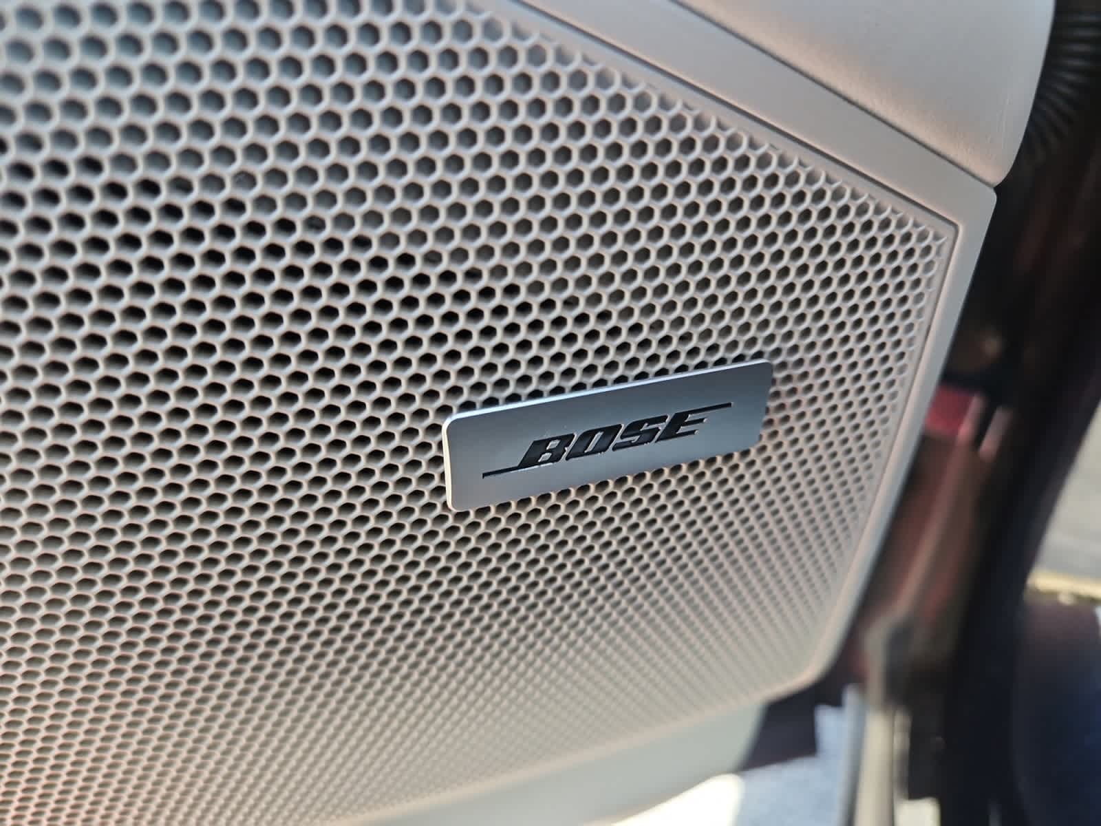 used 2022 Porsche Cayenne car, priced at $42,998