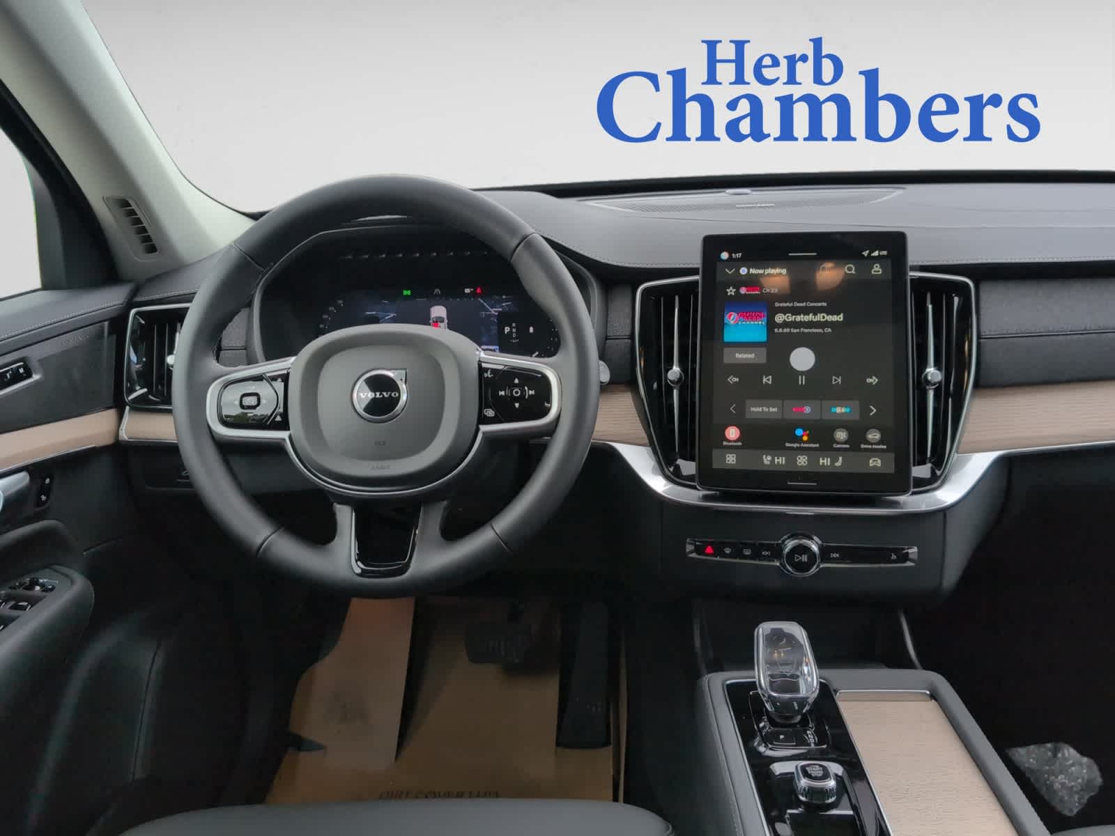 used 2026 Volvo XC90 car, priced at $72,280
