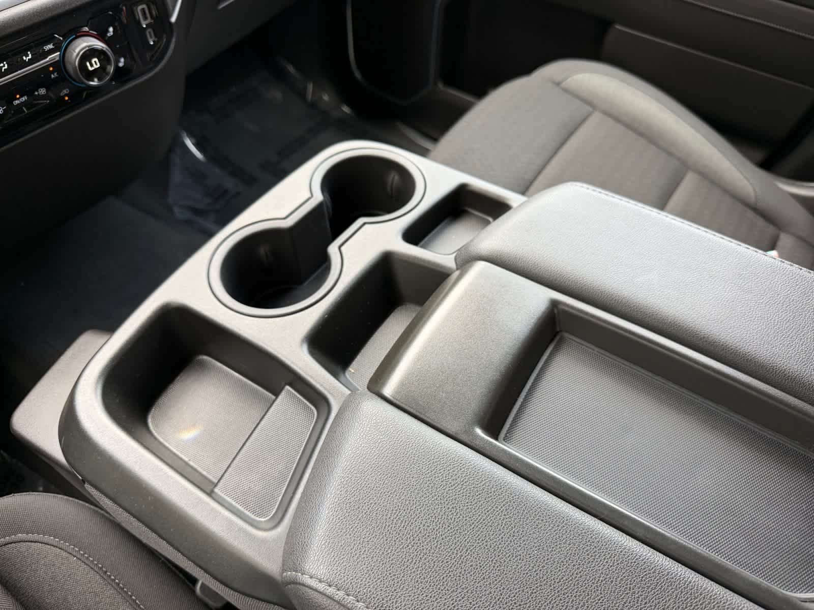 2025 Chevrolet Silverado 1500 LT - Photo 20